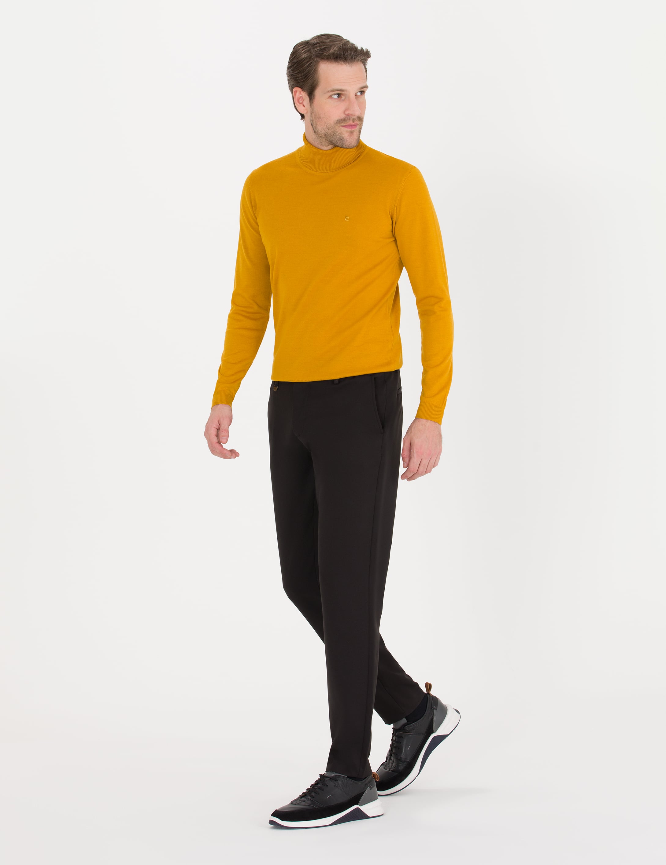 Siyah Jogger Fit Kumaş Pantolon