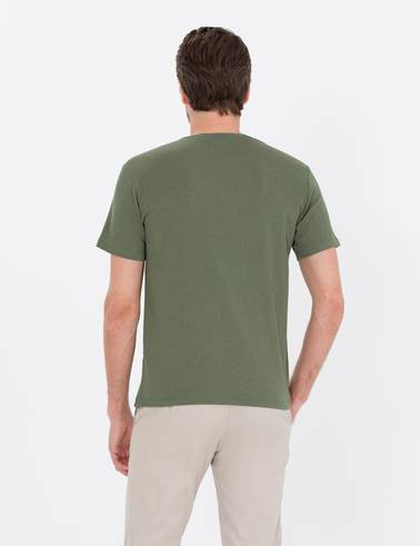 Haki Slim Fit Dokulu Bisiklet Yaka Tişört