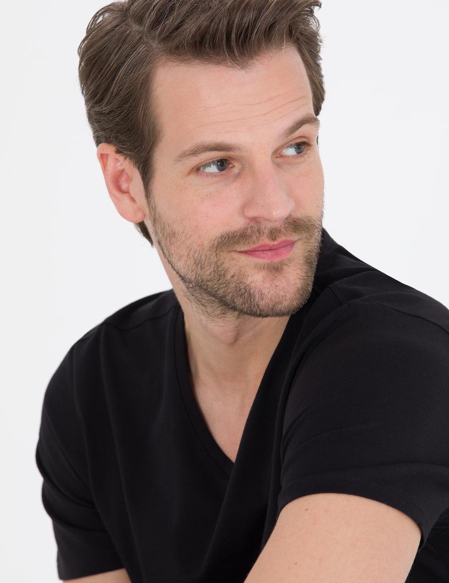 Siyah Slim Fit V Yaka Basic Tişört