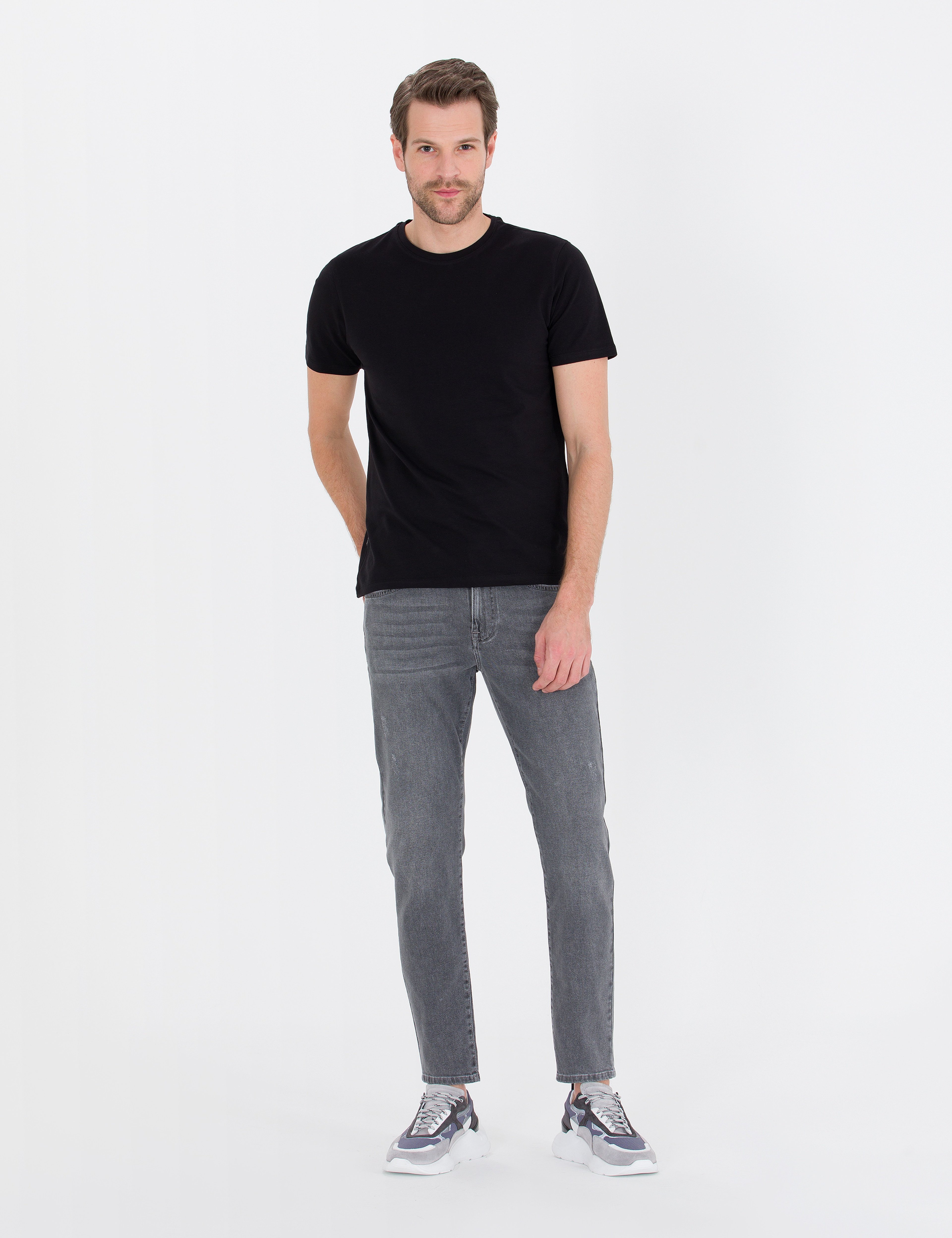 Siyah Slim Fit Basic T-shirt - Image 4