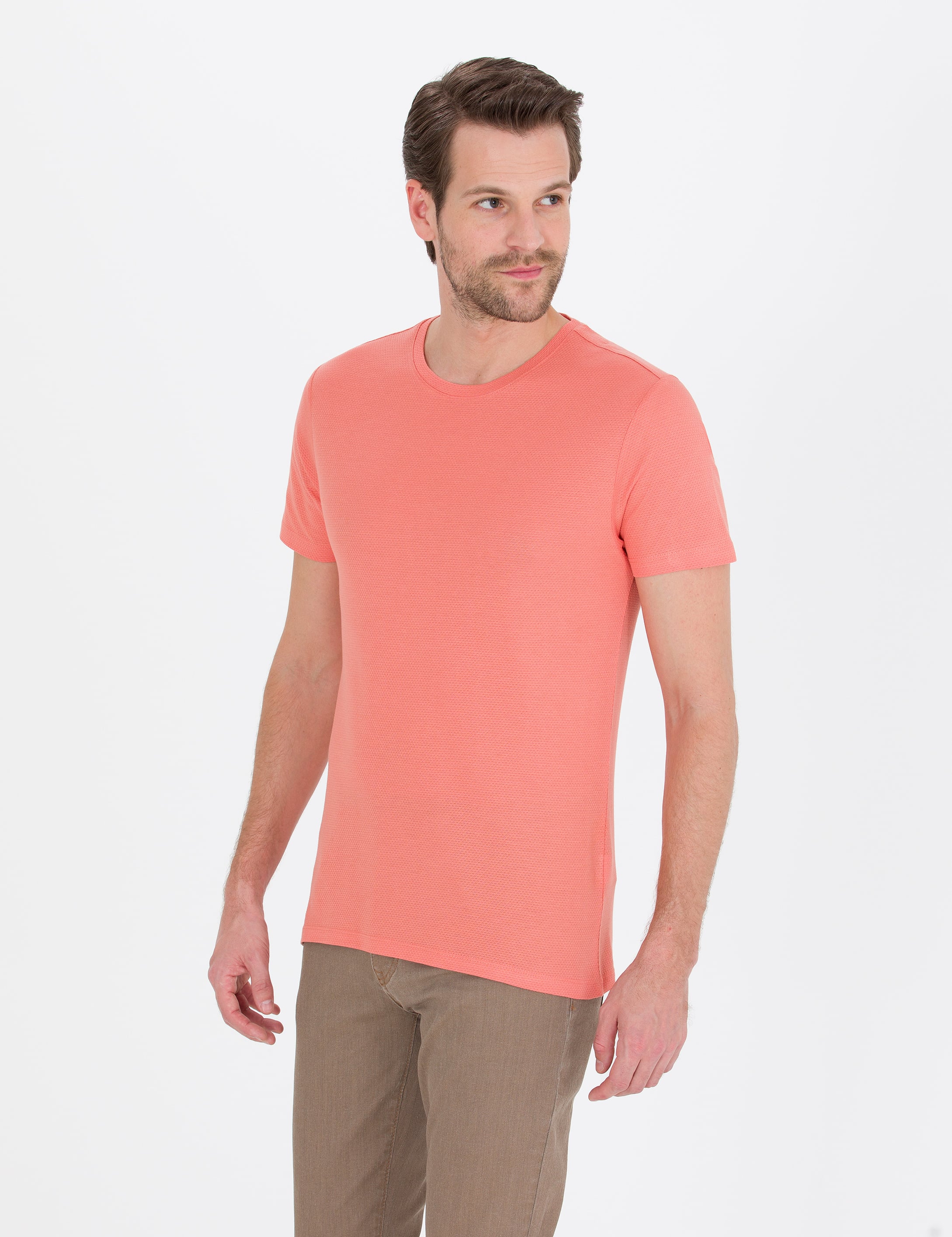Pembe Slim Fit Basic Tişört