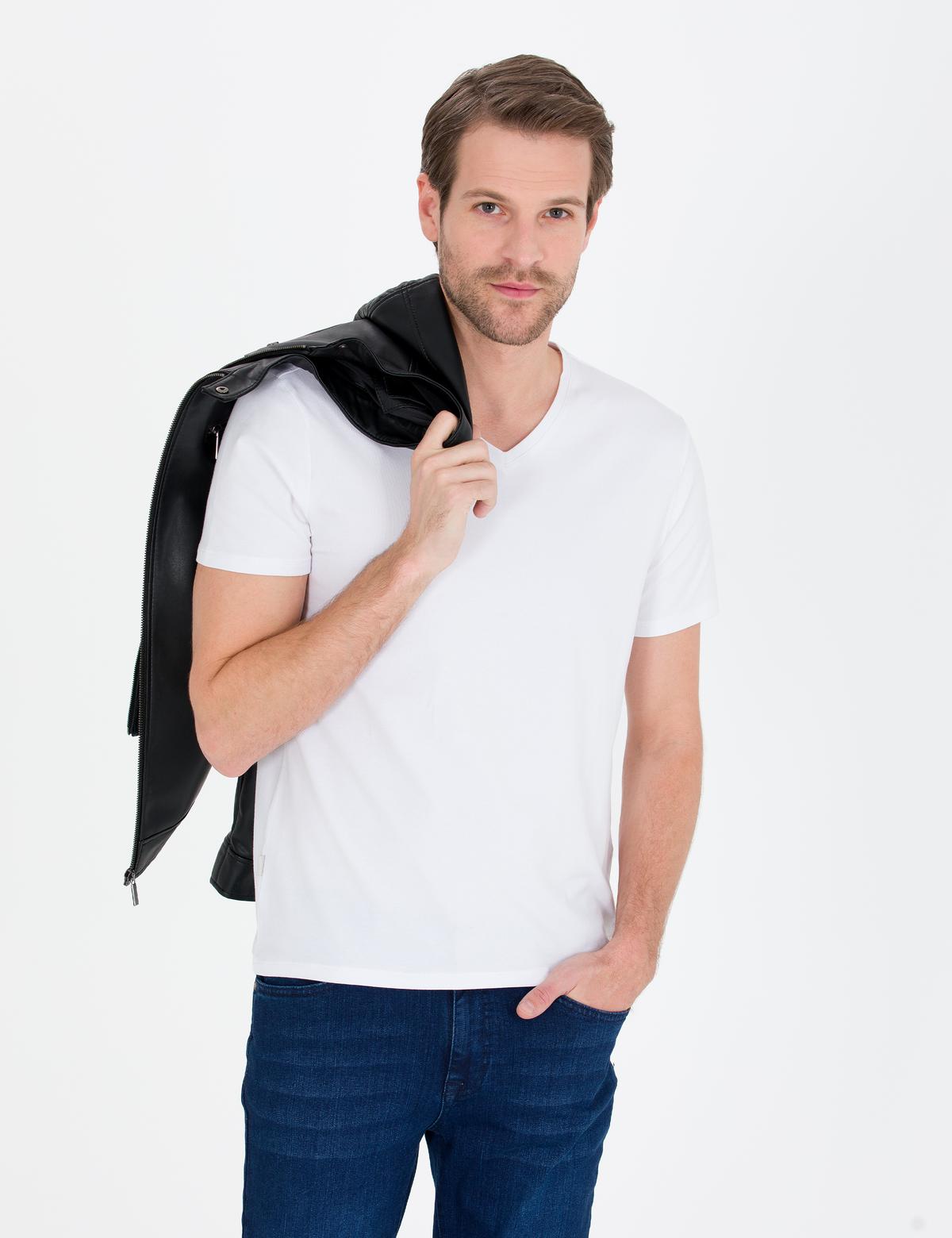 Beyaz Slim Fit V Yaka Basic Tişört