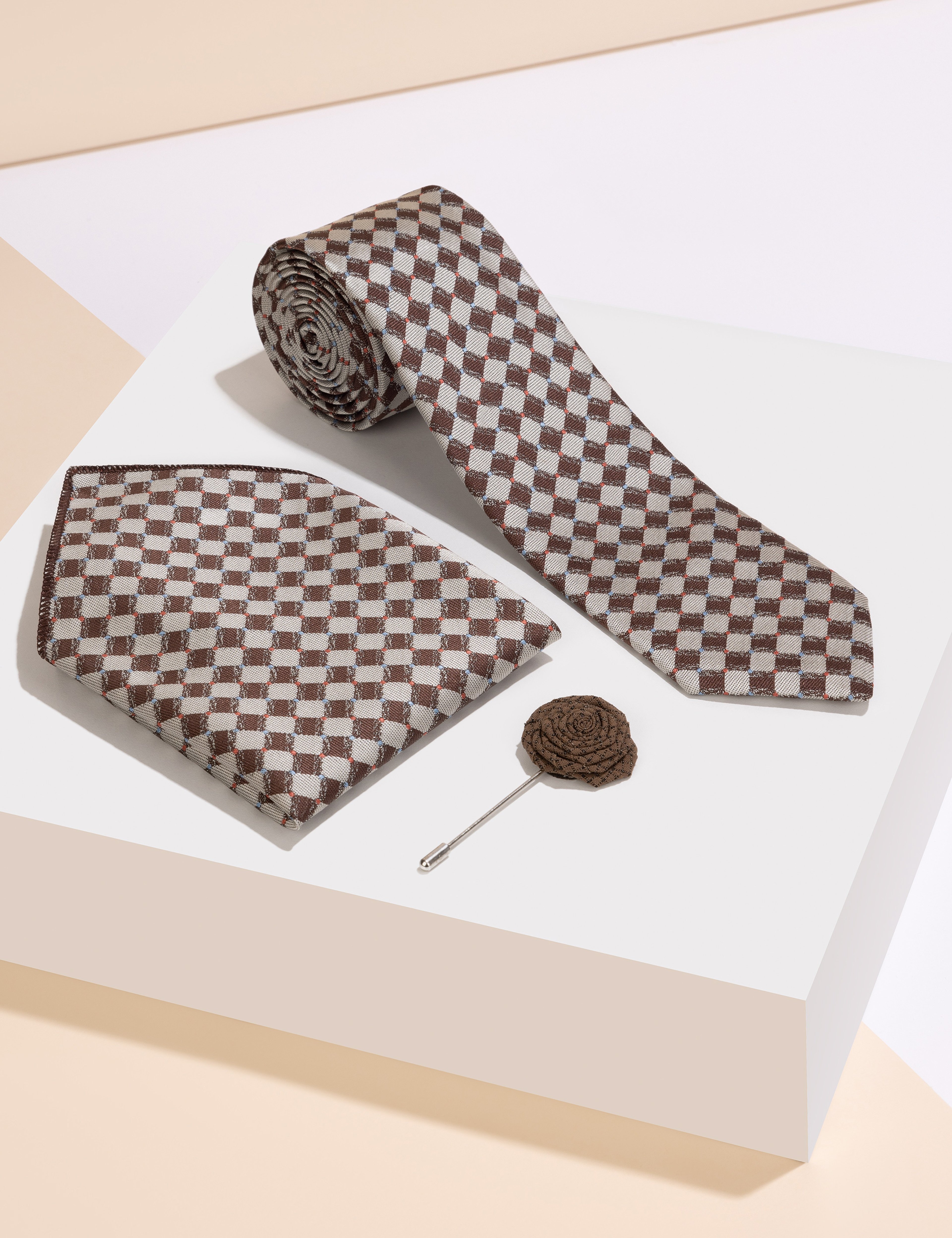 Bej 3'lü Kravat-Mendil-Kravat İğnesi Set - Image 1