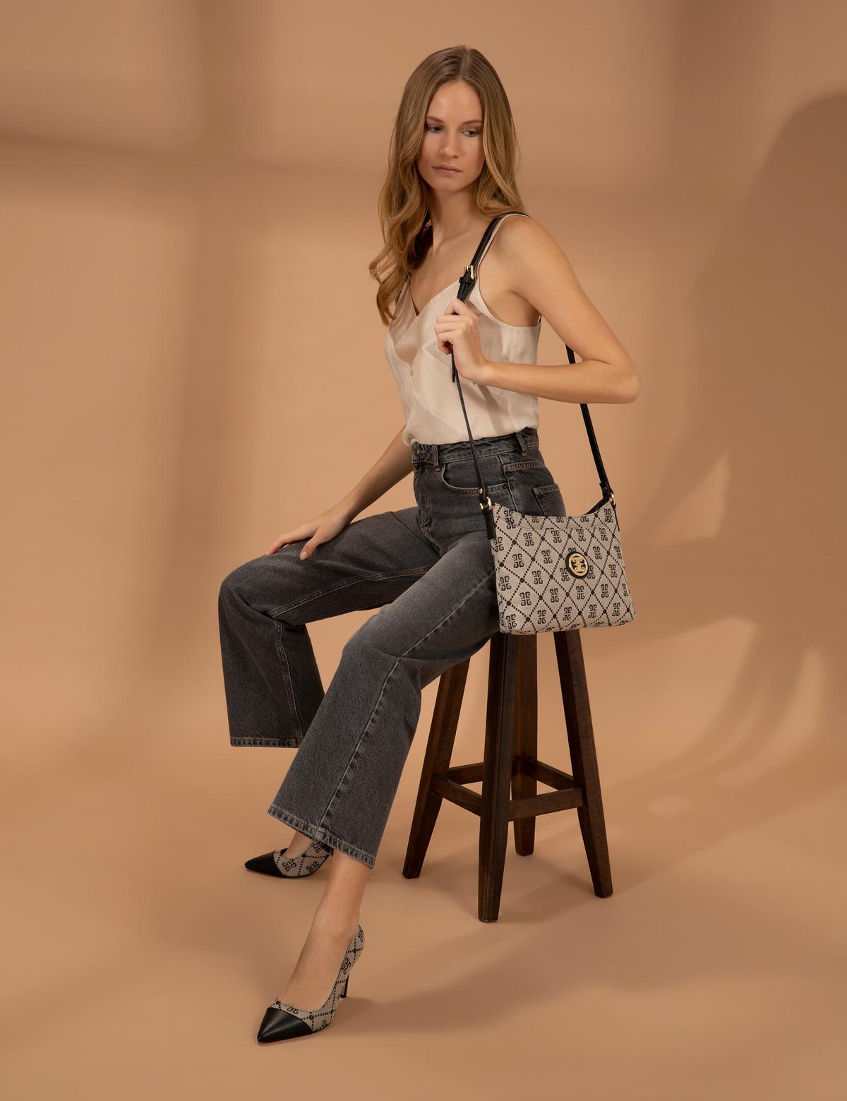 Siyah Çapraz Çanta