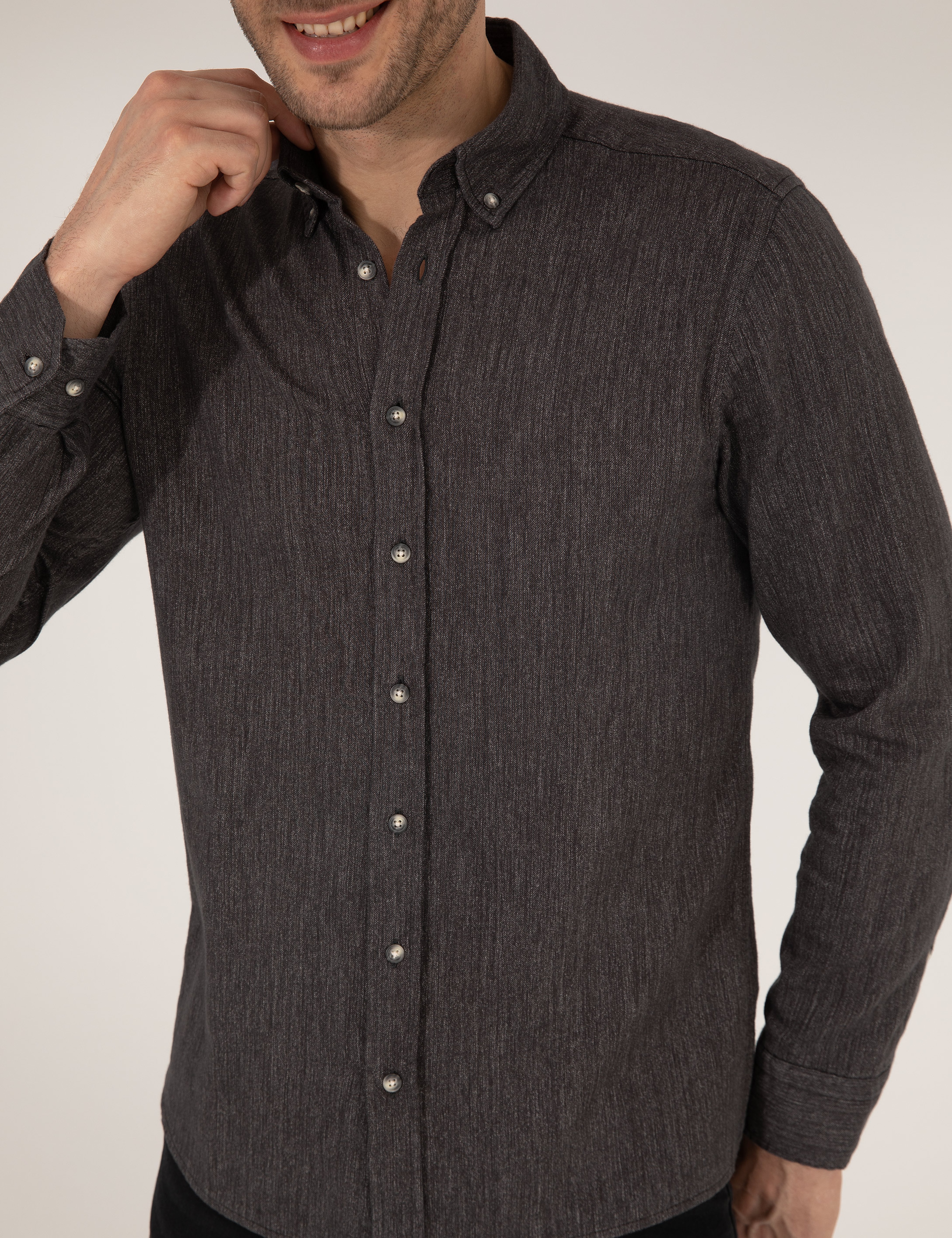 Siyah Slim Fit Uzun Kollu Gömlek - Image 6