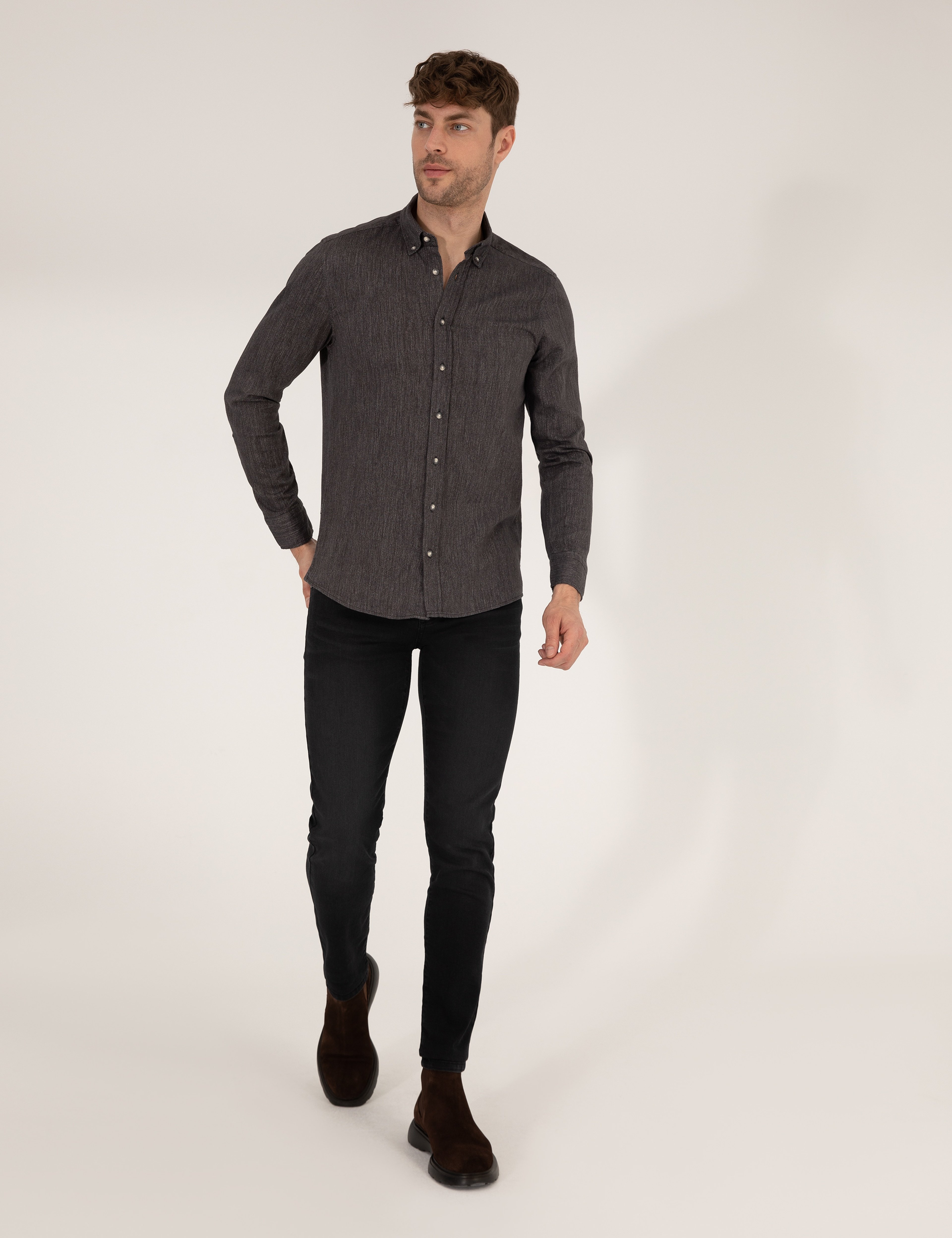 Siyah Slim Fit Uzun Kollu Gömlek - Image 4