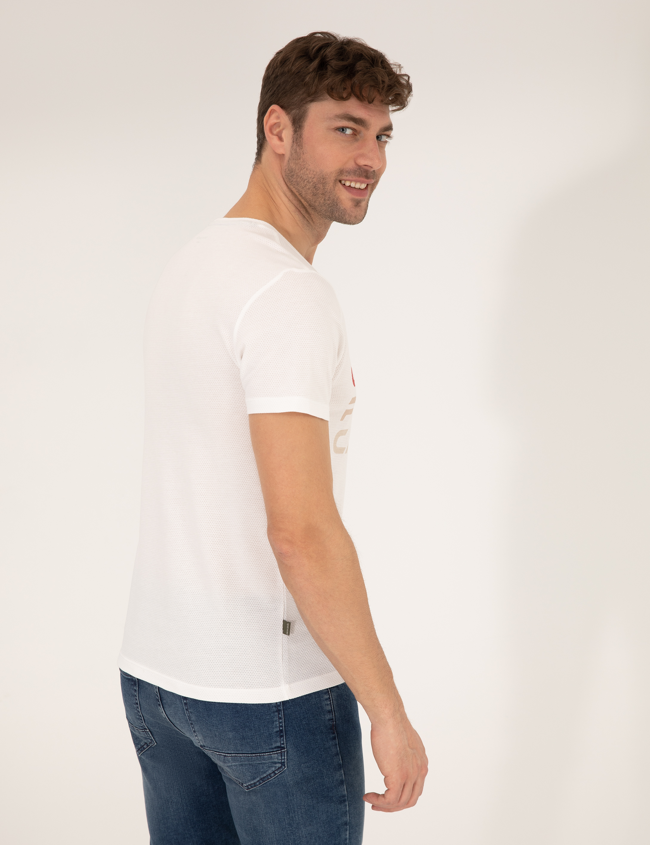 Beyaz Slim Fit Pierre Cardin Baskılı Bisiklet Yaka Tişört
