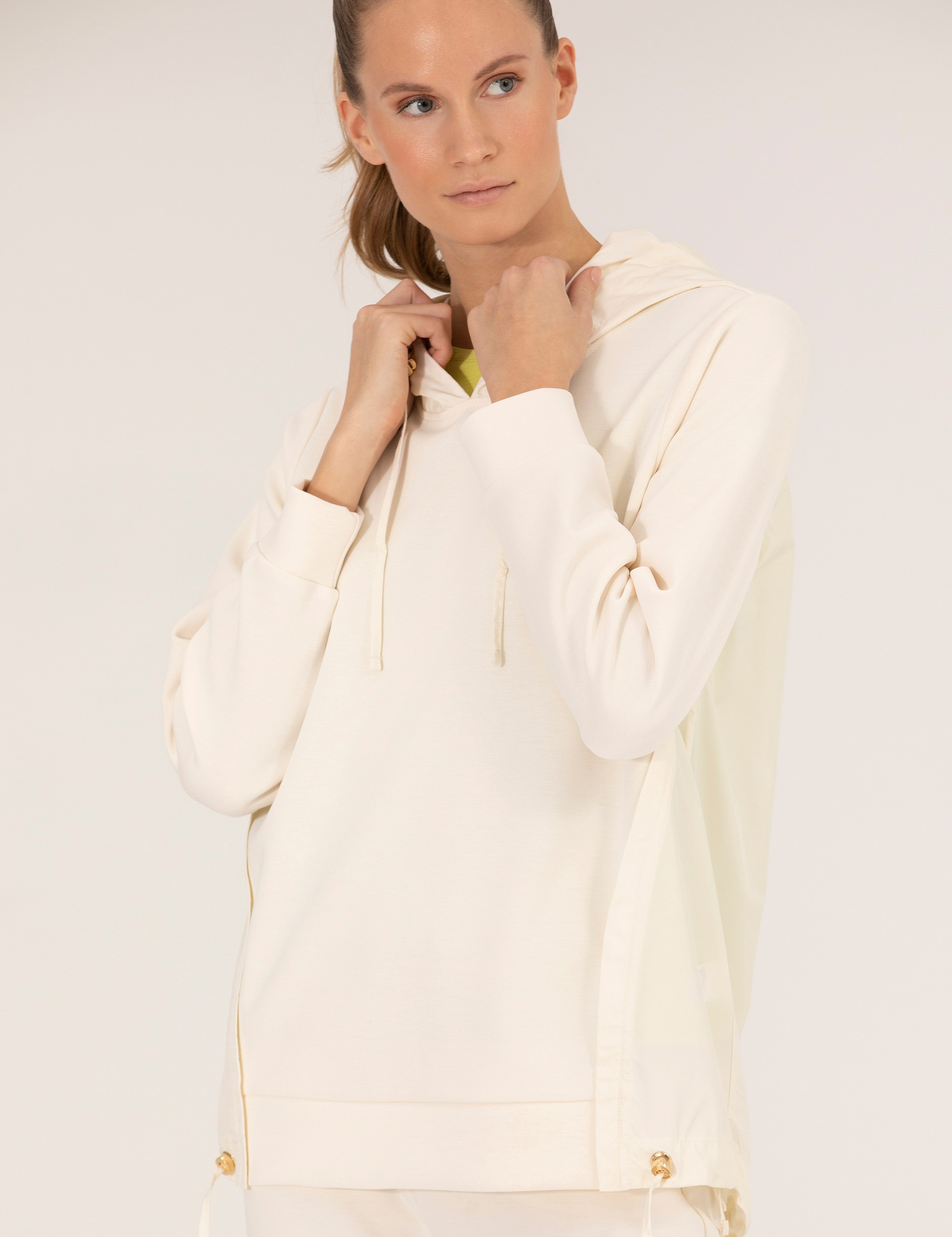 Ekru Comfort Fit Kapüşonlu Sweatshirt - Image 4