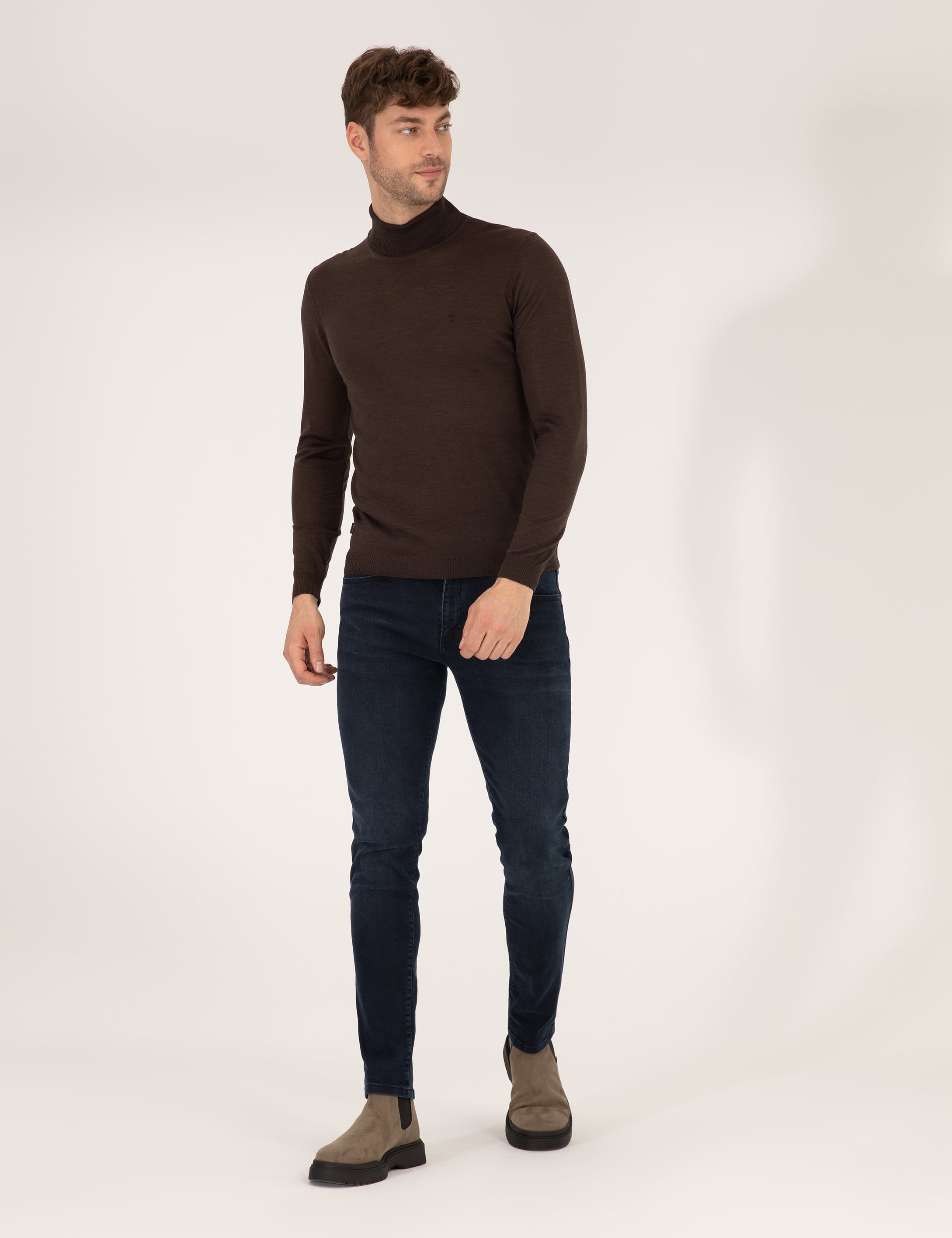 Kahverengi Slim Fit Balıkçı Yaka Yün Karışımlı Basic Triko Kazak