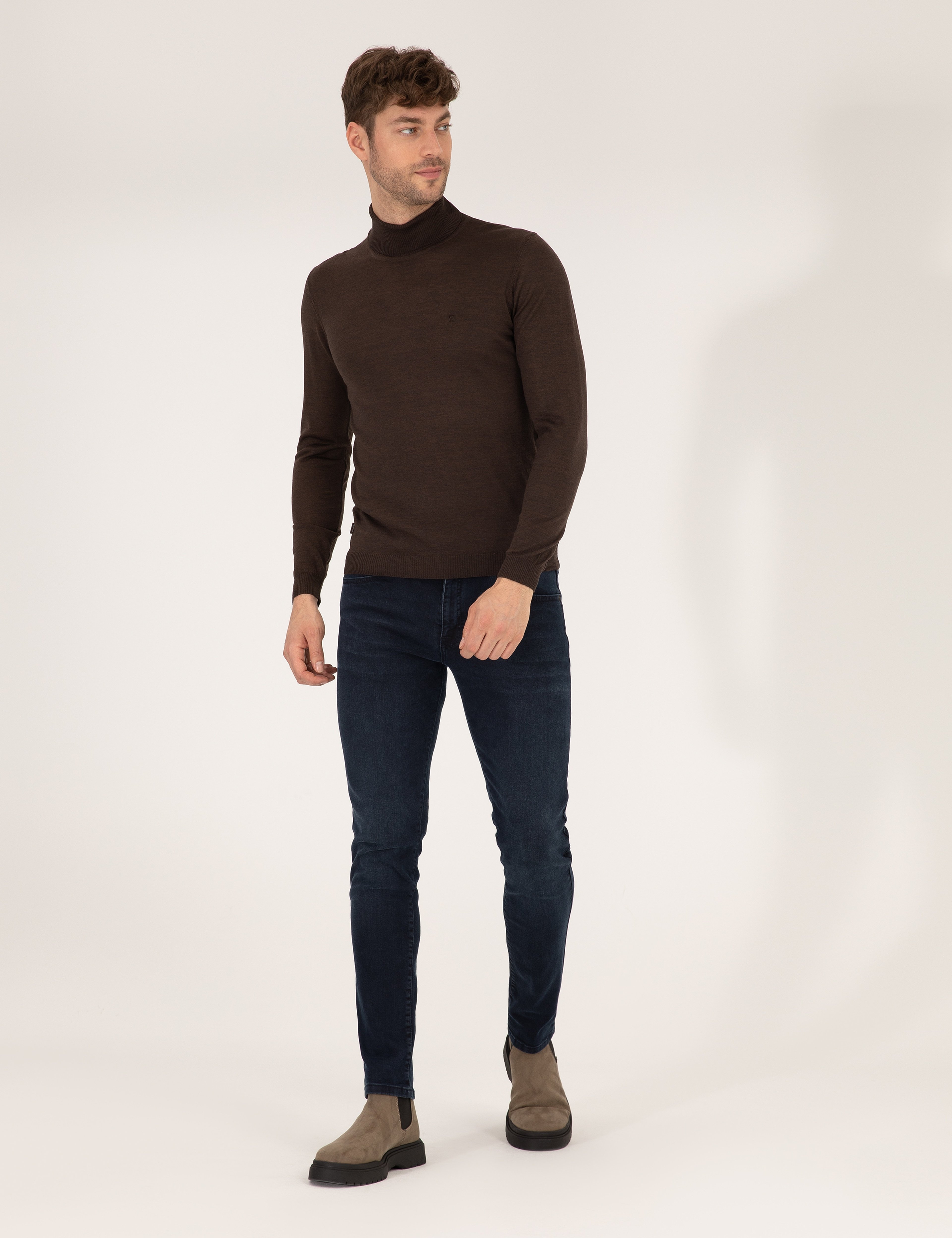 Kahverengi Slim Fit Balıkçı Yaka Yün Karışımlı Basic Triko Kazak - Image 4