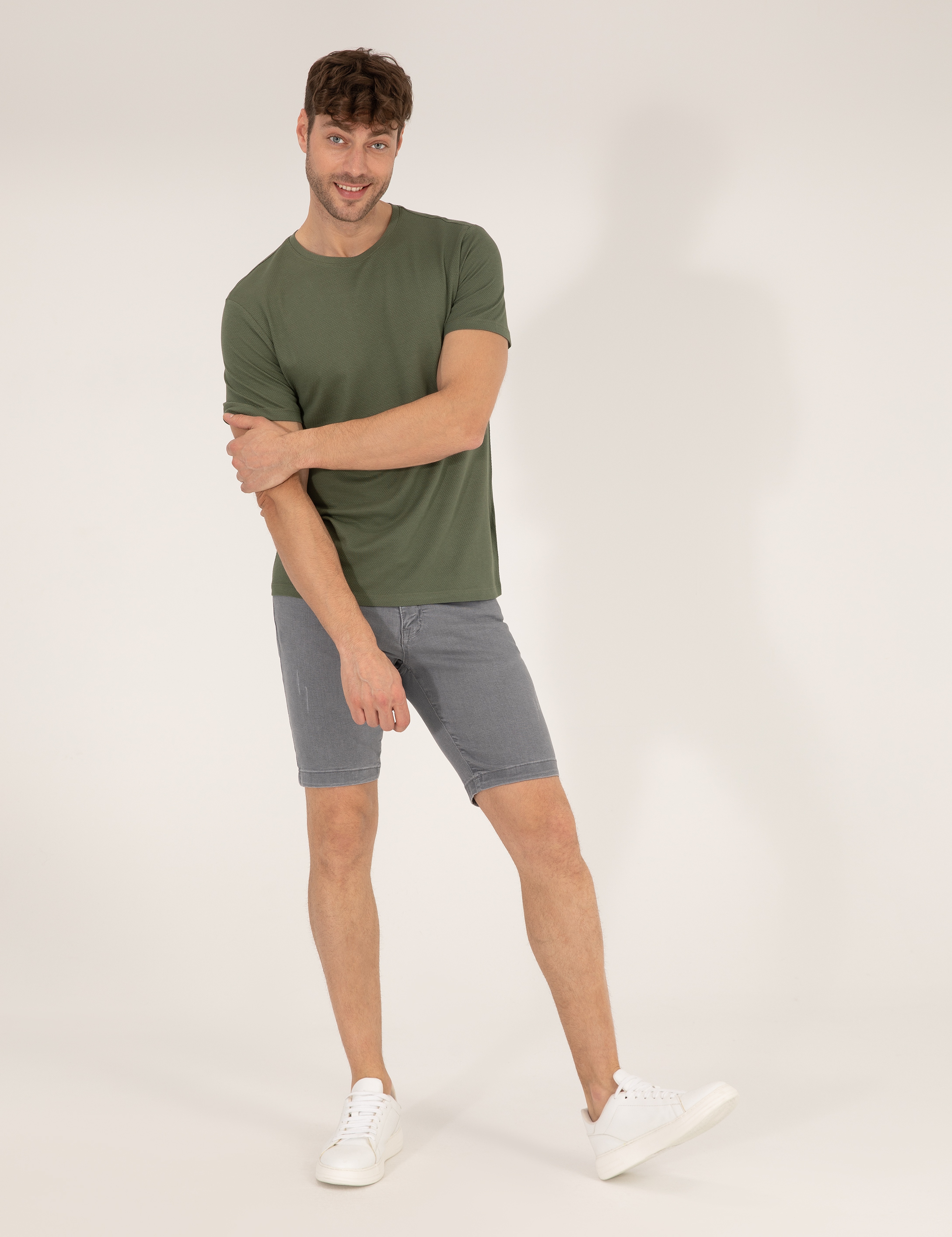 Haki Slim Fit Basic Tişört - Image 4