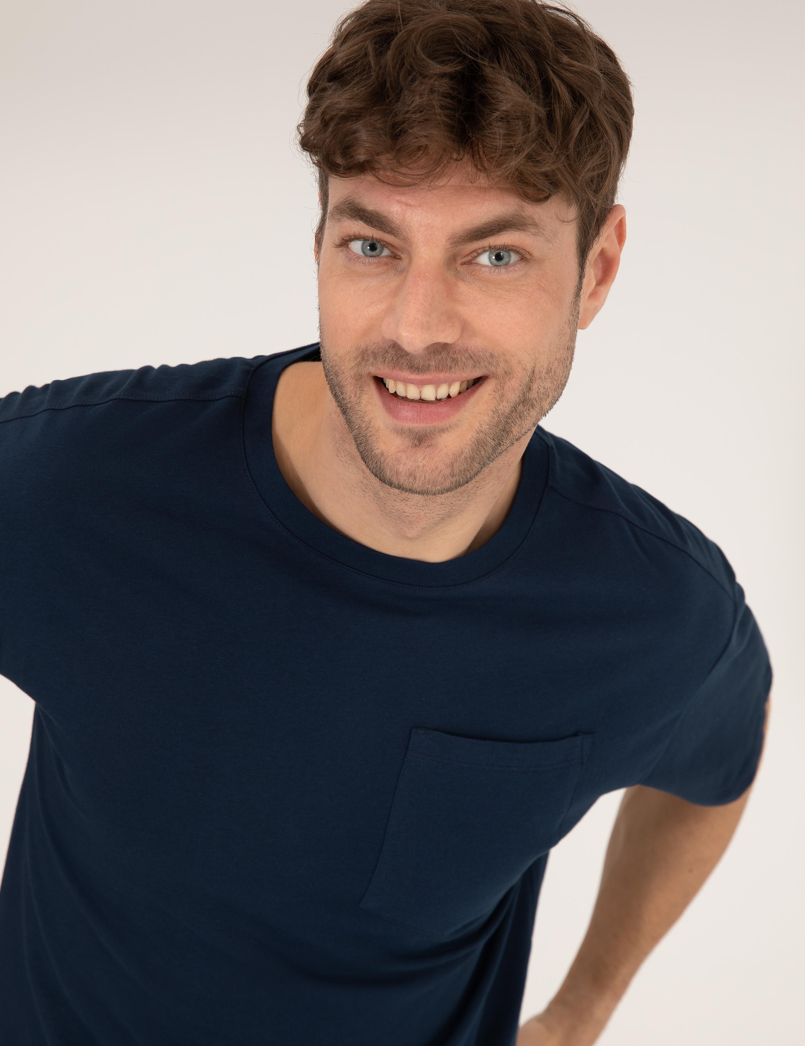 Lacivert Regular Fit Düz Cepli Bisiklet Yaka Tişört