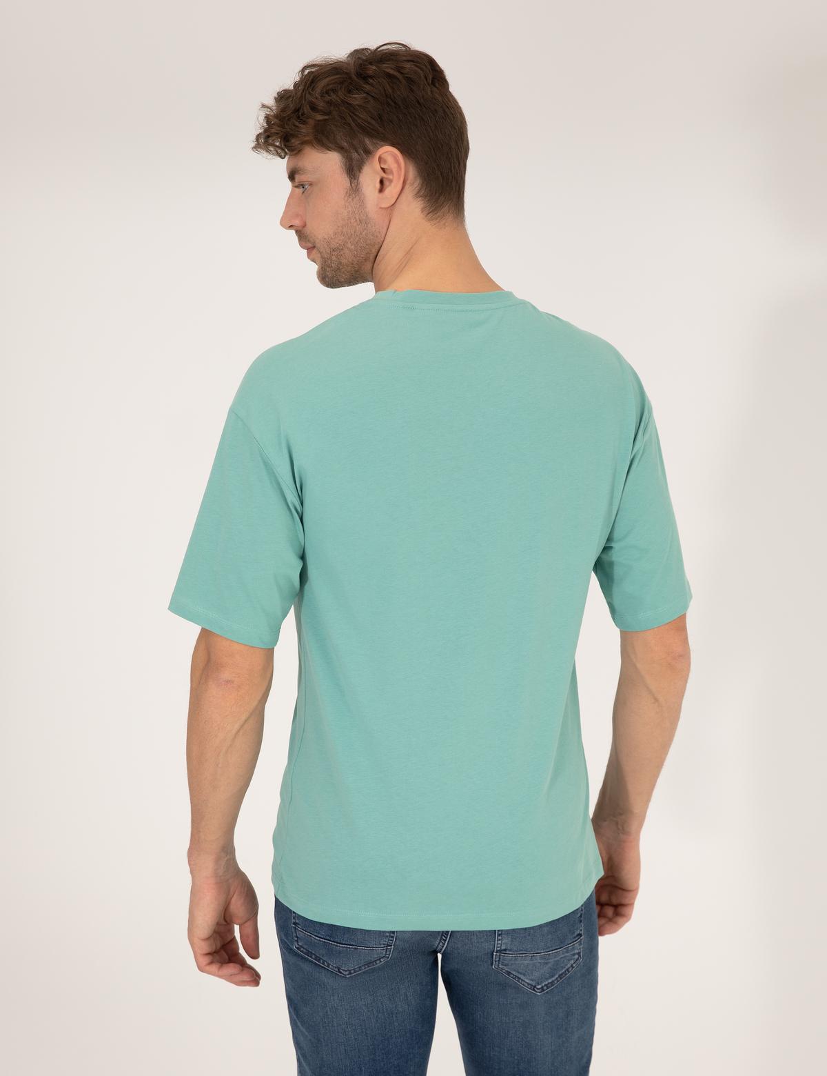 Yeşil Regular Fit Düz Cepli Bisiklet Yaka Tişört - 50270489057