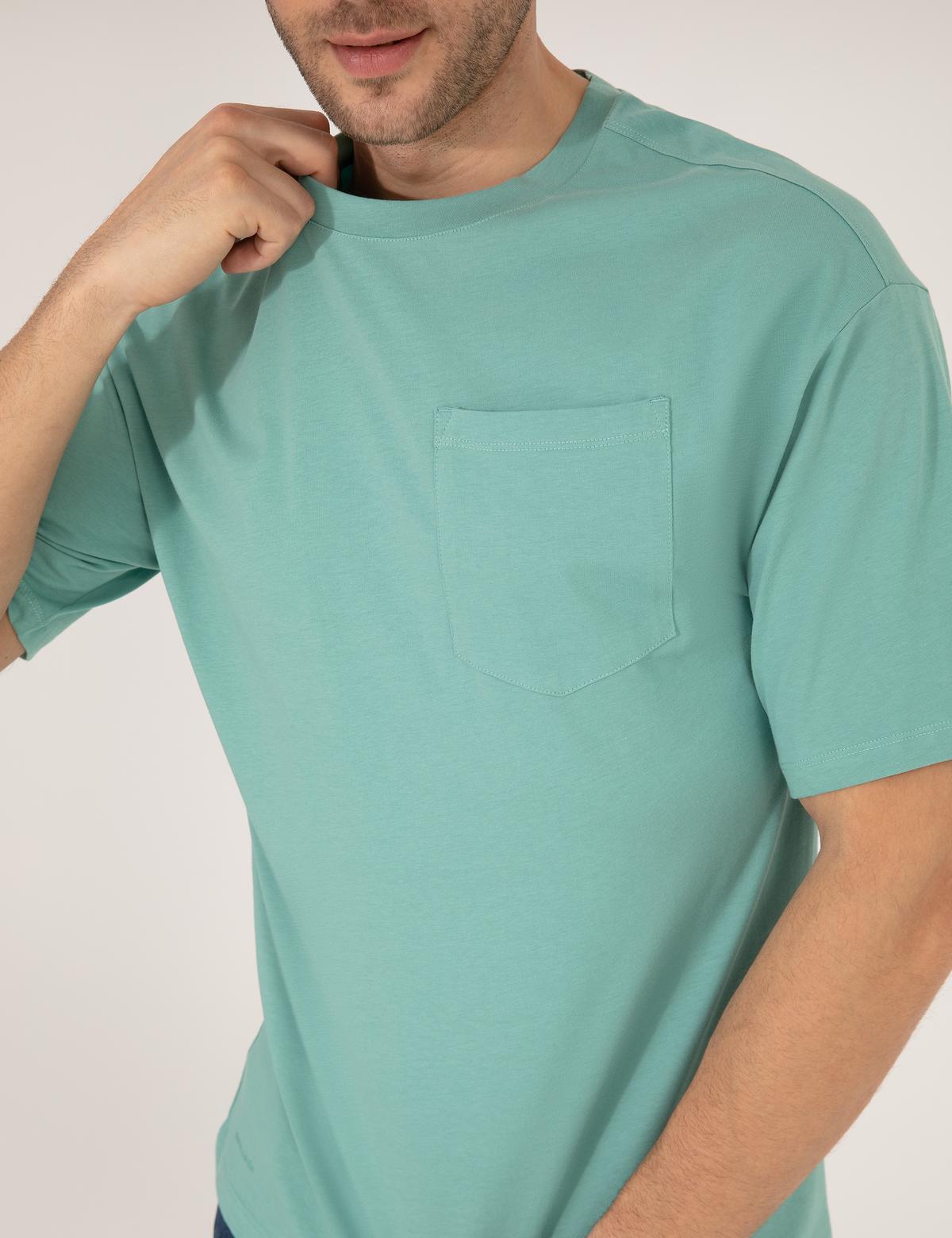 Yeşil Regular Fit Düz Cepli Bisiklet Yaka Tişört - 50270489057