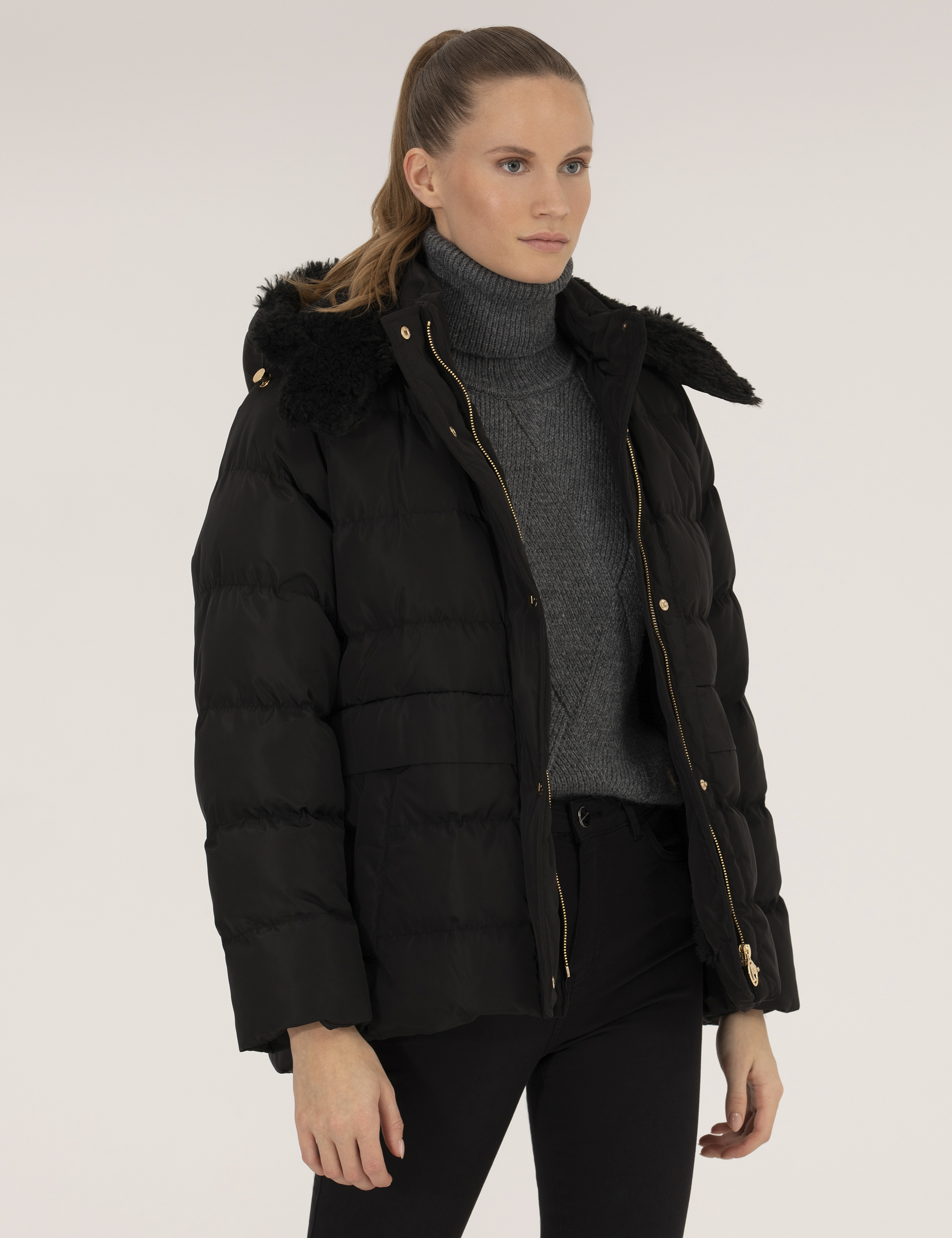 Siyah Regular Fit Mont