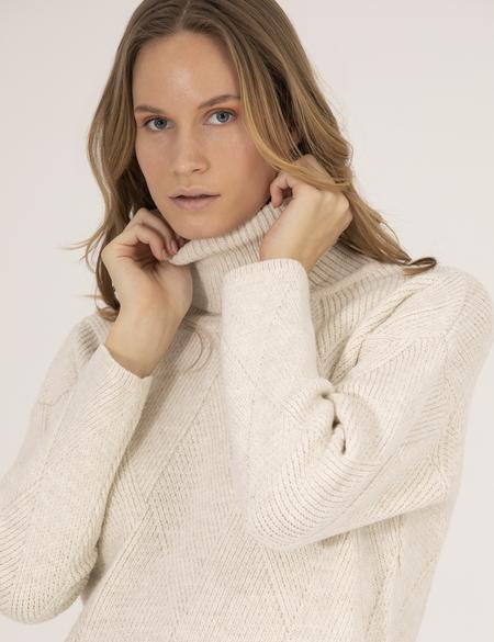 Ekru Regular Fit Balıkçı Yaka Kazak - 50254224027