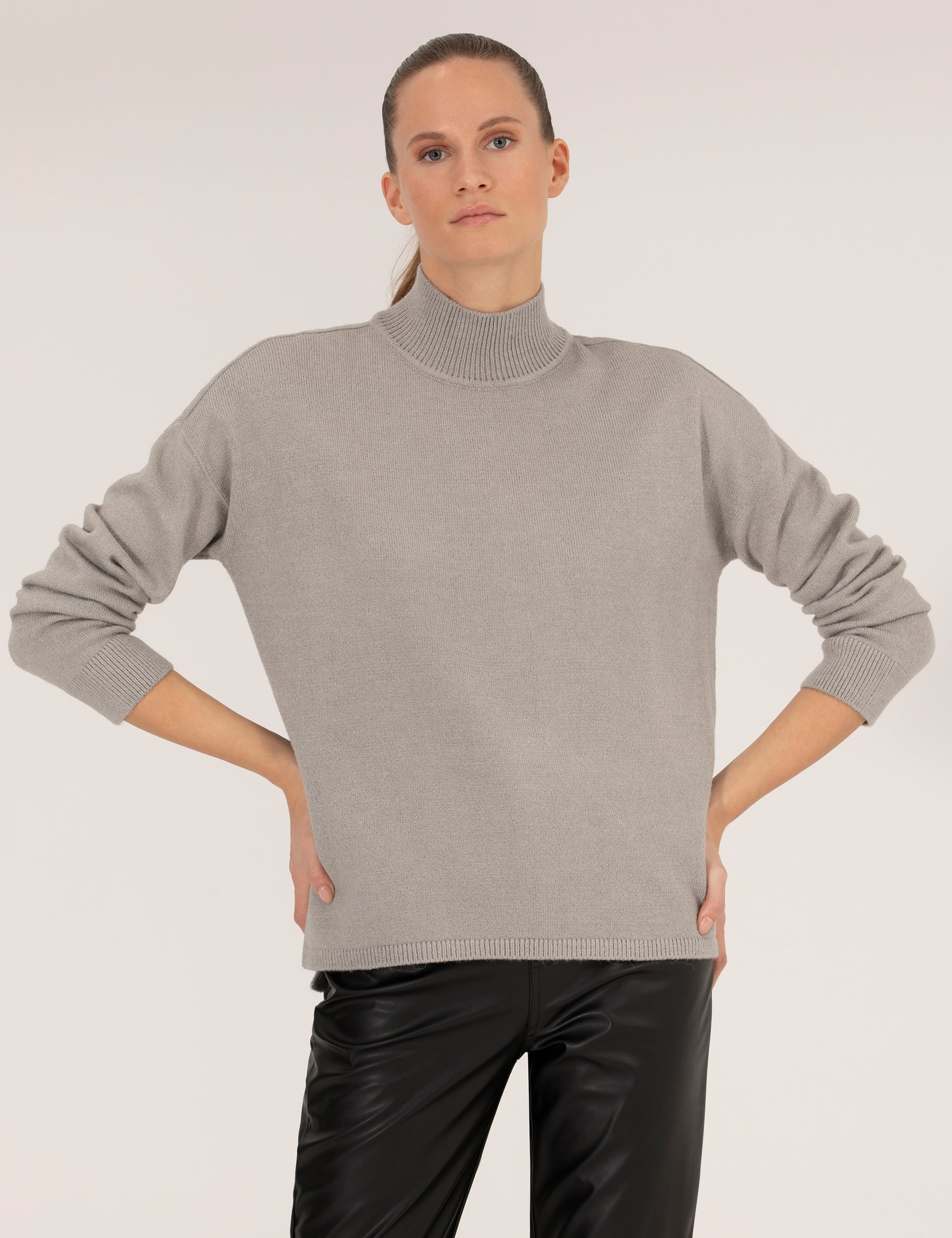 Gri Comfort Fit Basic Balıkçı Yaka Kazak