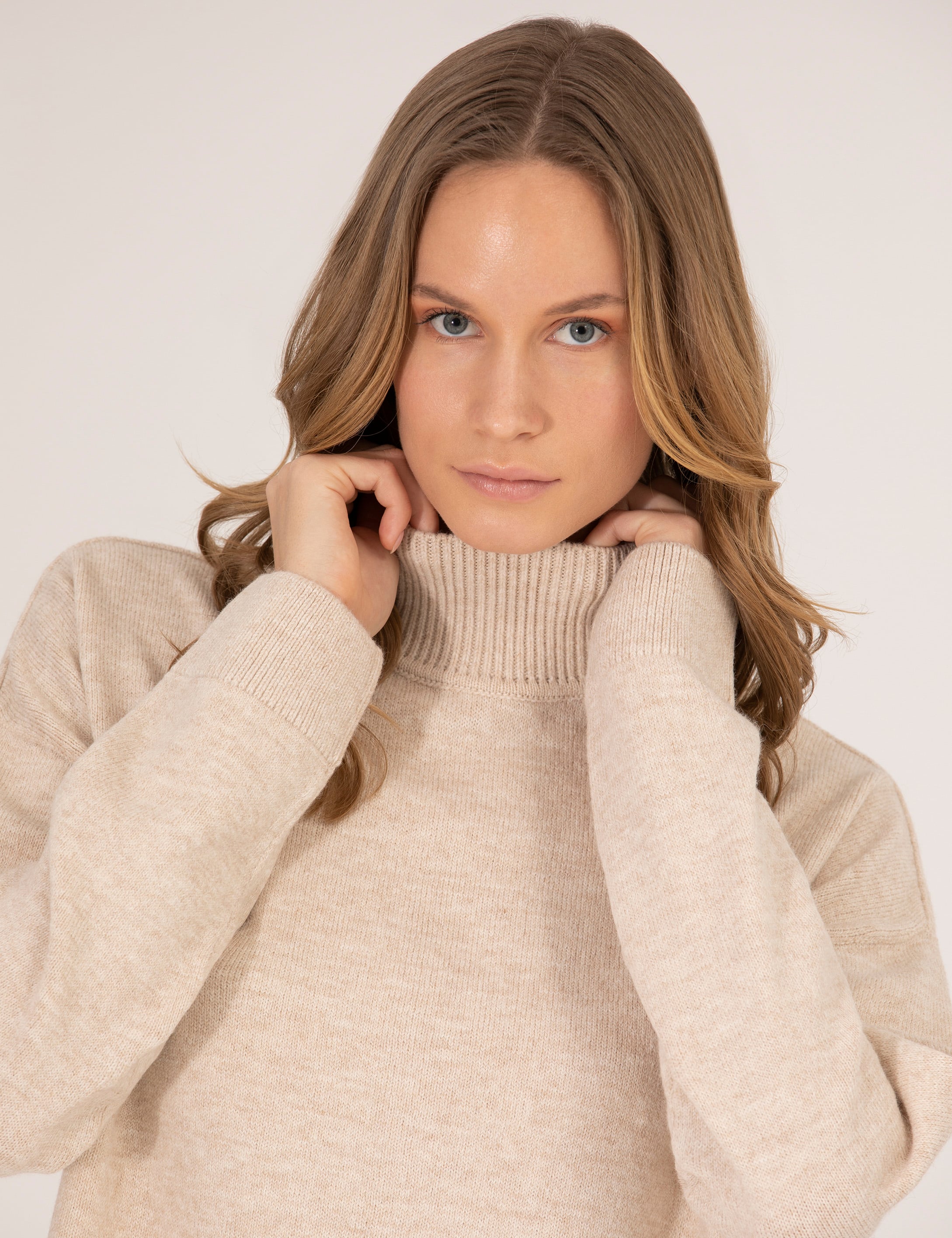 Krem Melanj Comfort Fit Basic Balıkçı Yaka Kazak
