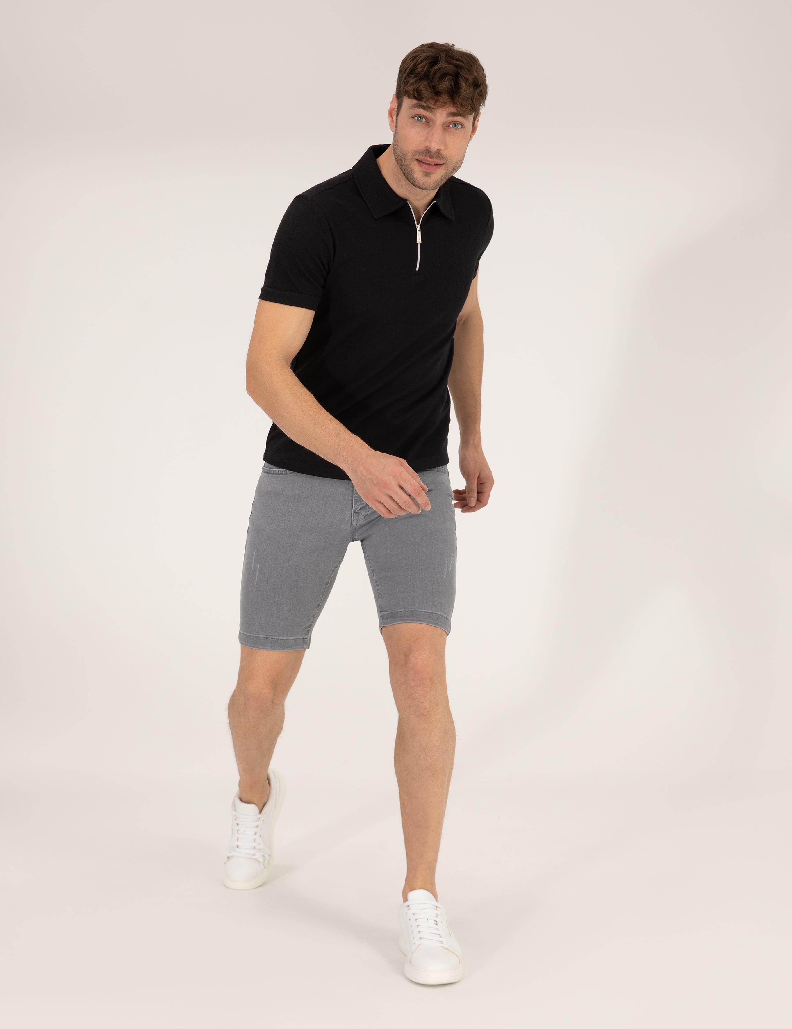 Siyah Slim Fit Tişört