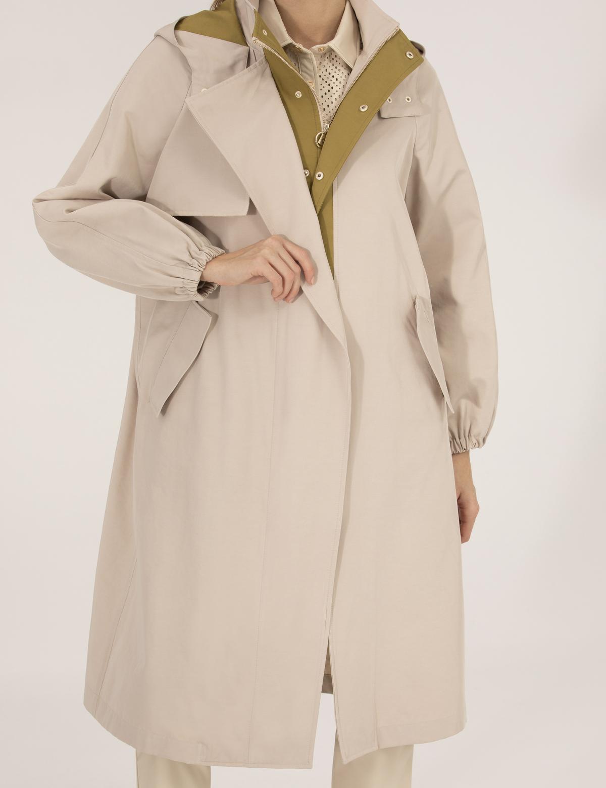 Bej Kapüşonlu Trençkot - 50268178003