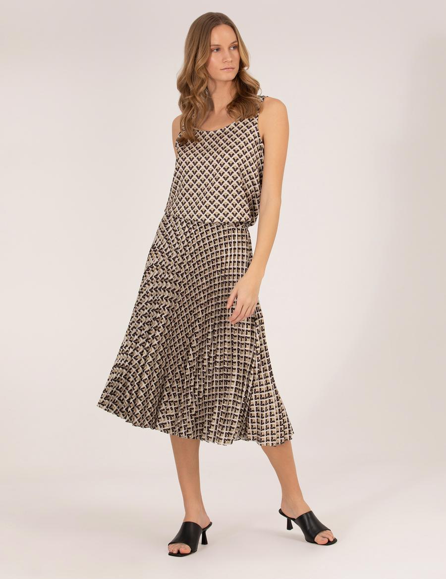 Siyah Desenli Pileli Midi Etek