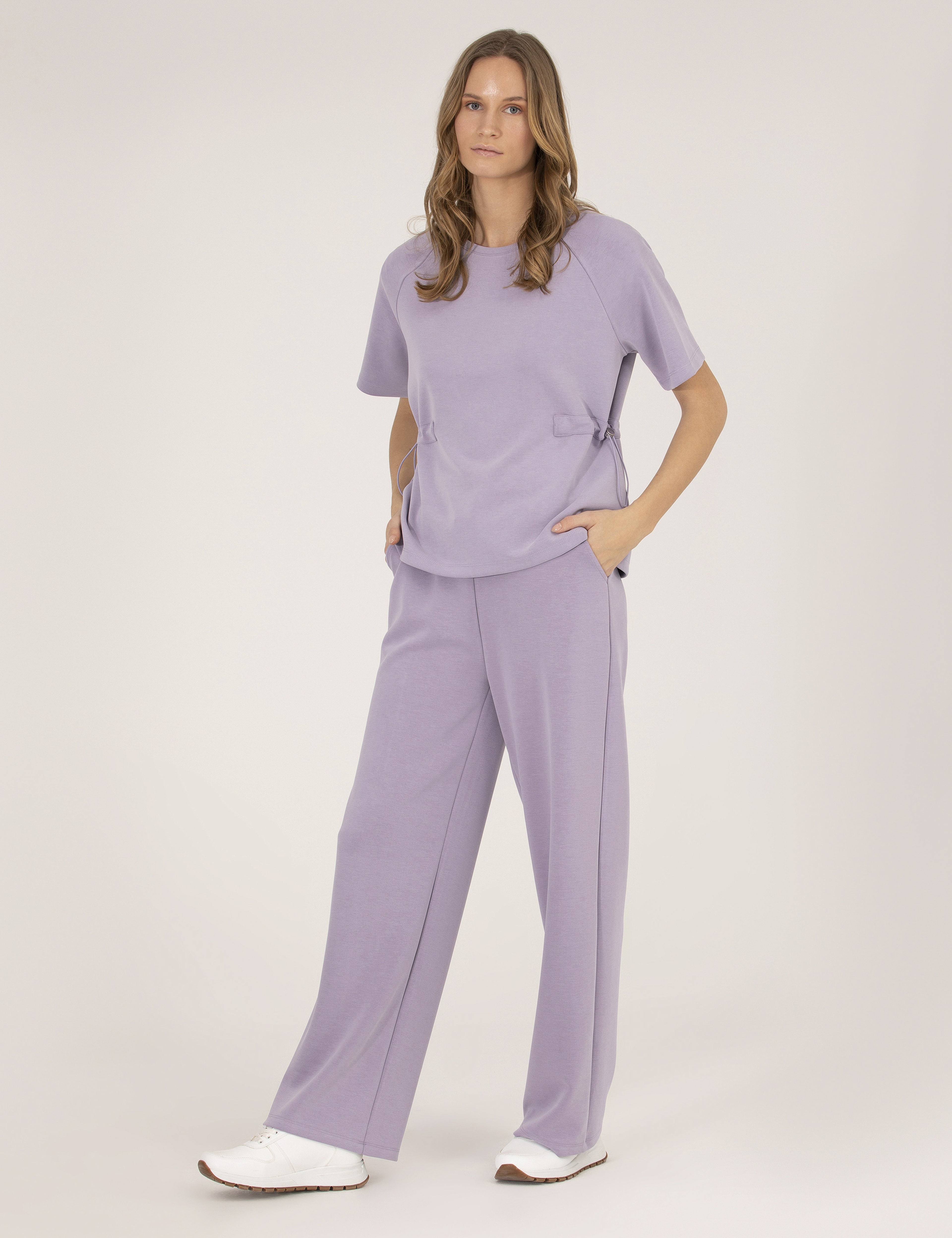 Lila Comfort Fit Sweatshirt - Image 4