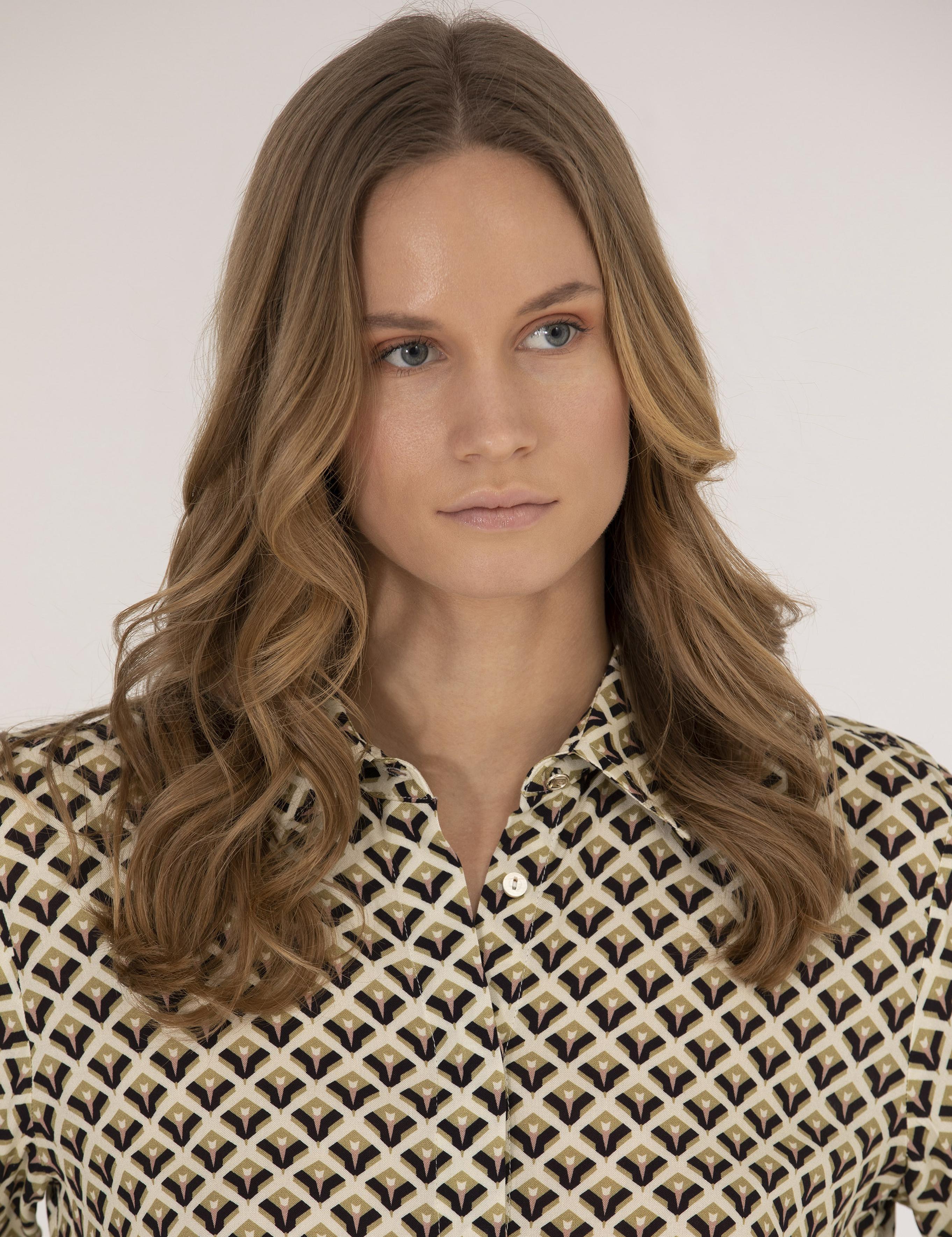 Siyah Regular Fit Desenli Uzun Kollu Gömlek