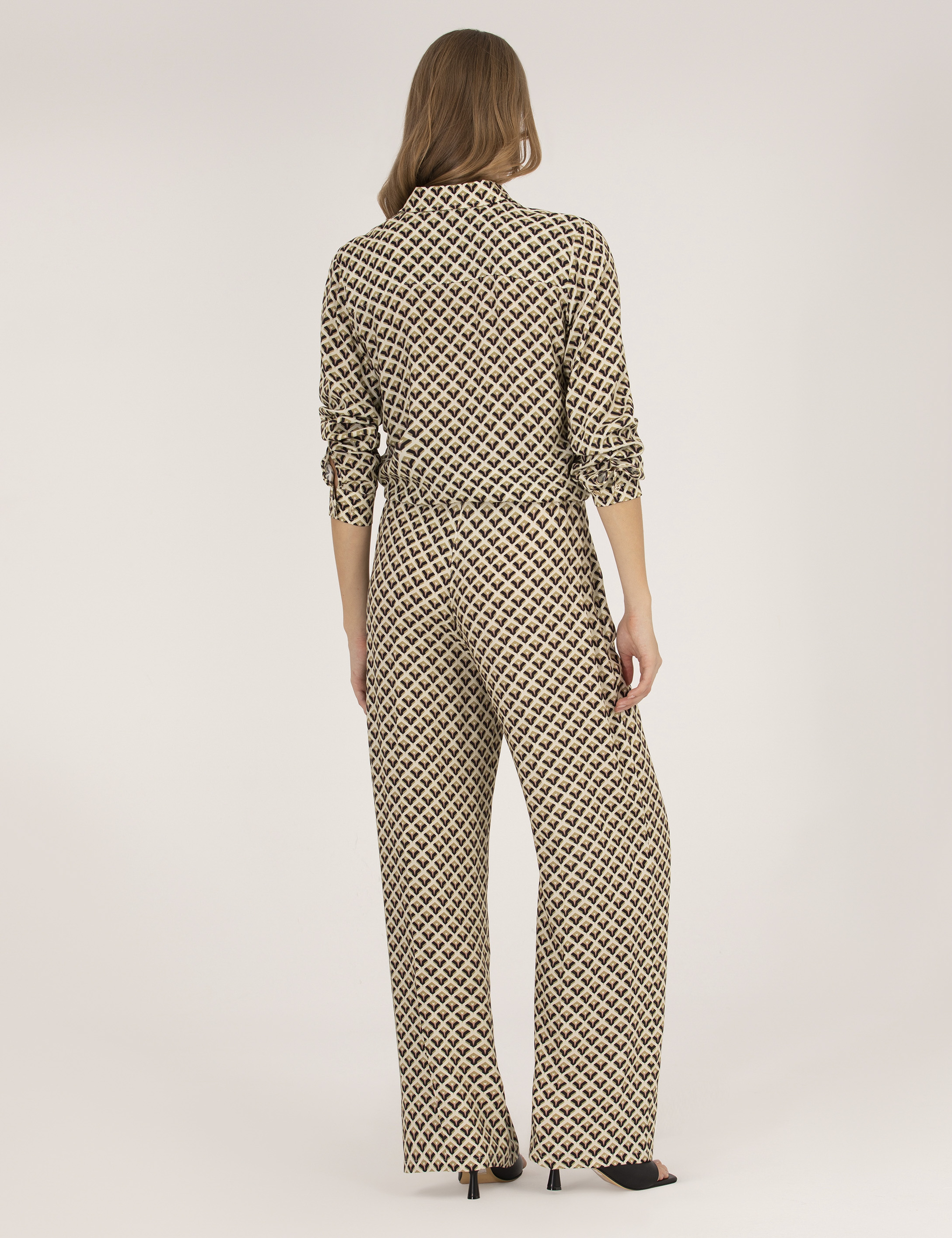 Siyah Yüksek Bel Loose Fit Pantolon - Image 4