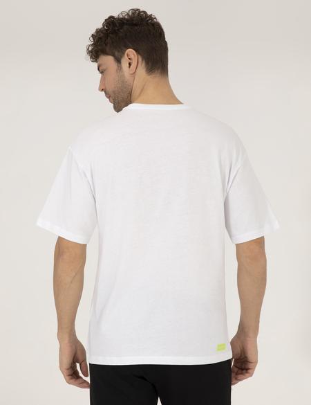 Beyaz Comfort Fit Baskılı Bisiklet Yaka Tişört - 50262628024