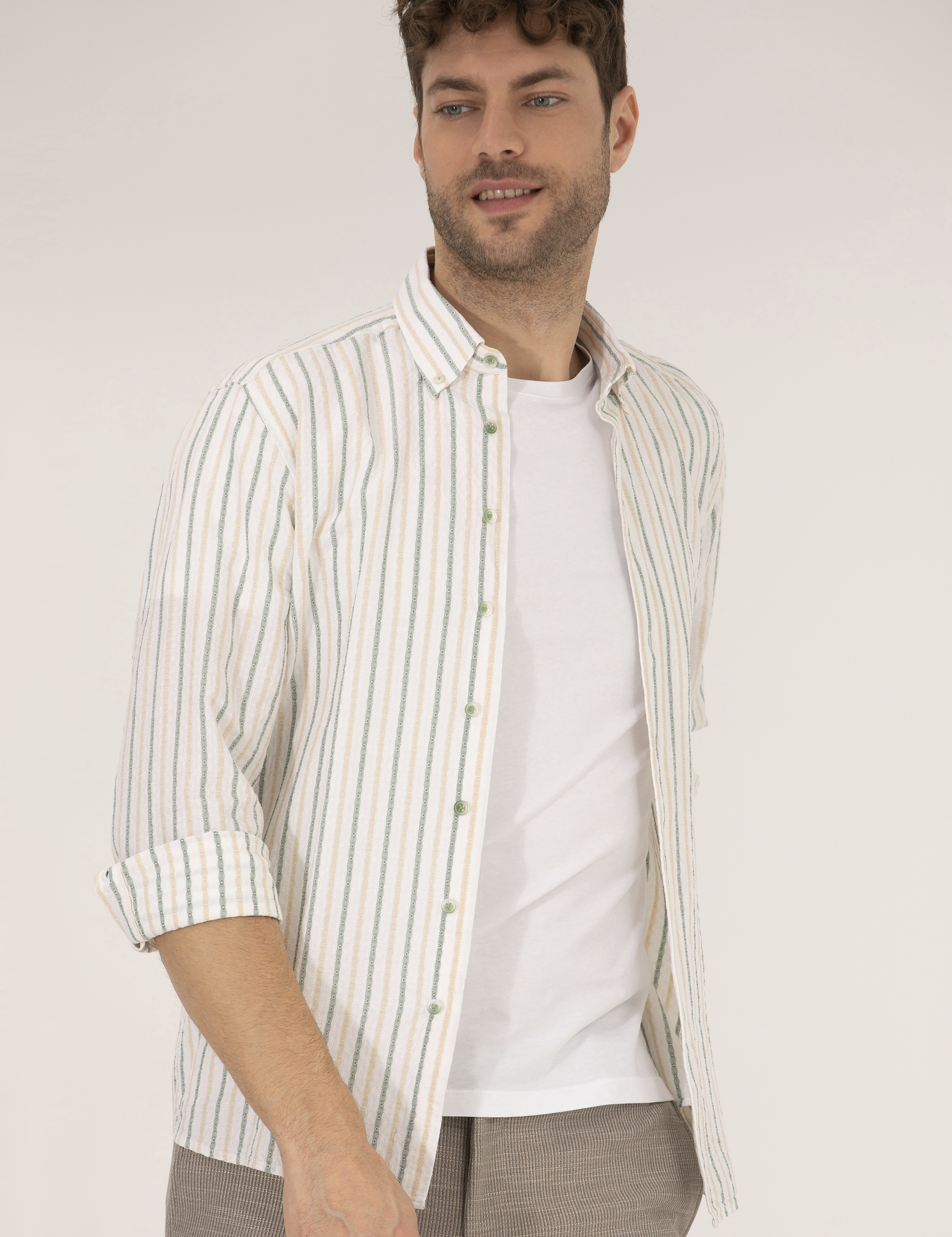 Haki Regular Fit Uzun Kollu Gömlek - Image 3