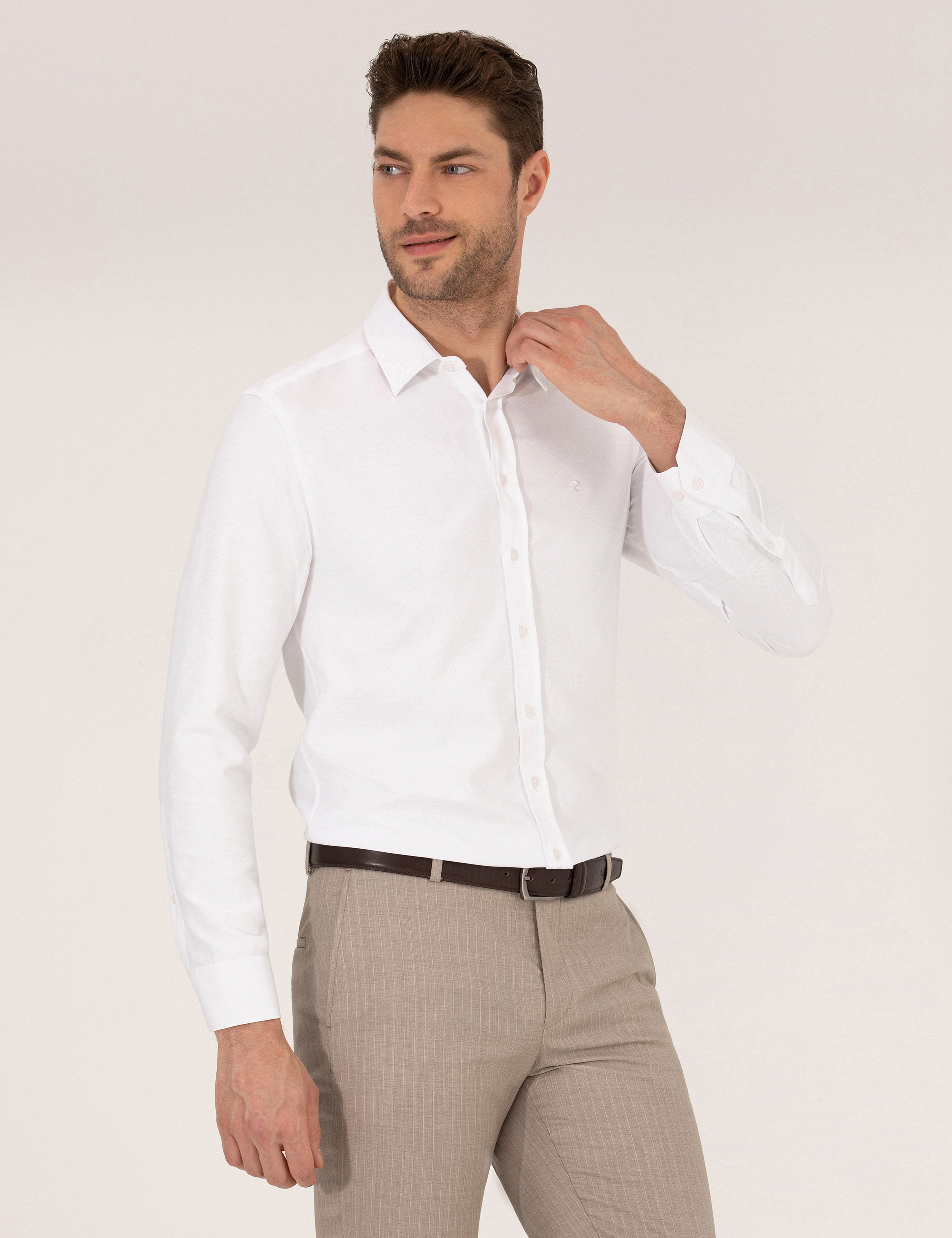 Beyaz Slim Fit Oxford Gömlek