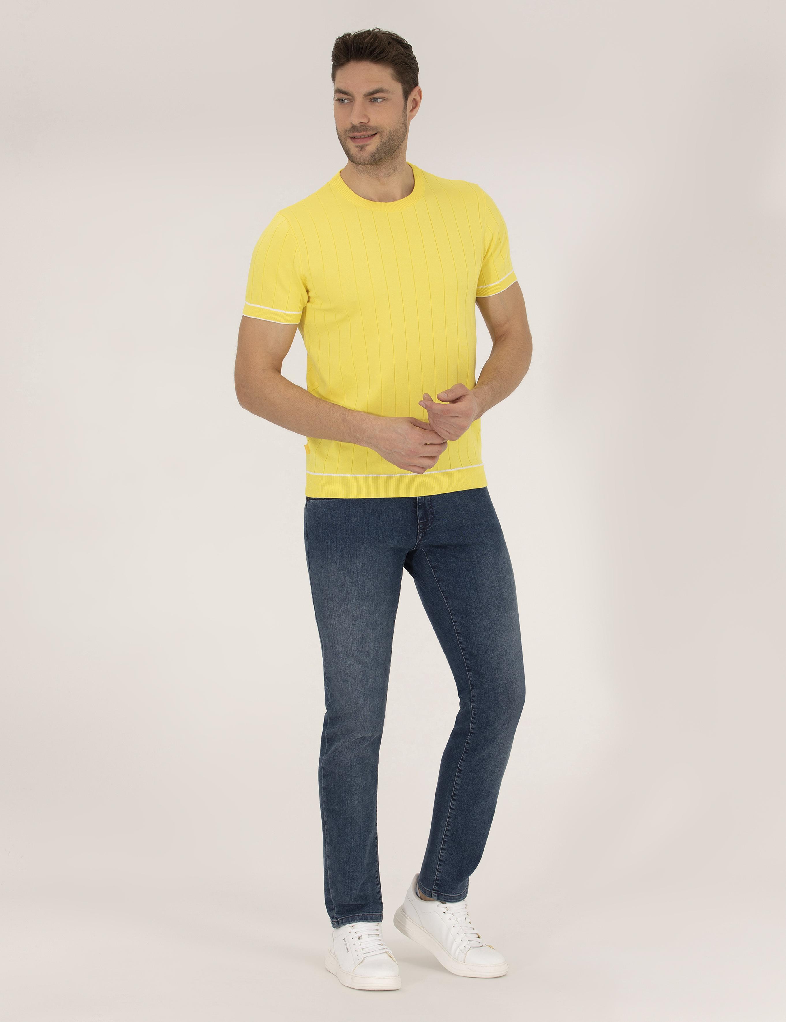 Açık Sarı Slim Fit Bisiklet Yaka Triko Tişört