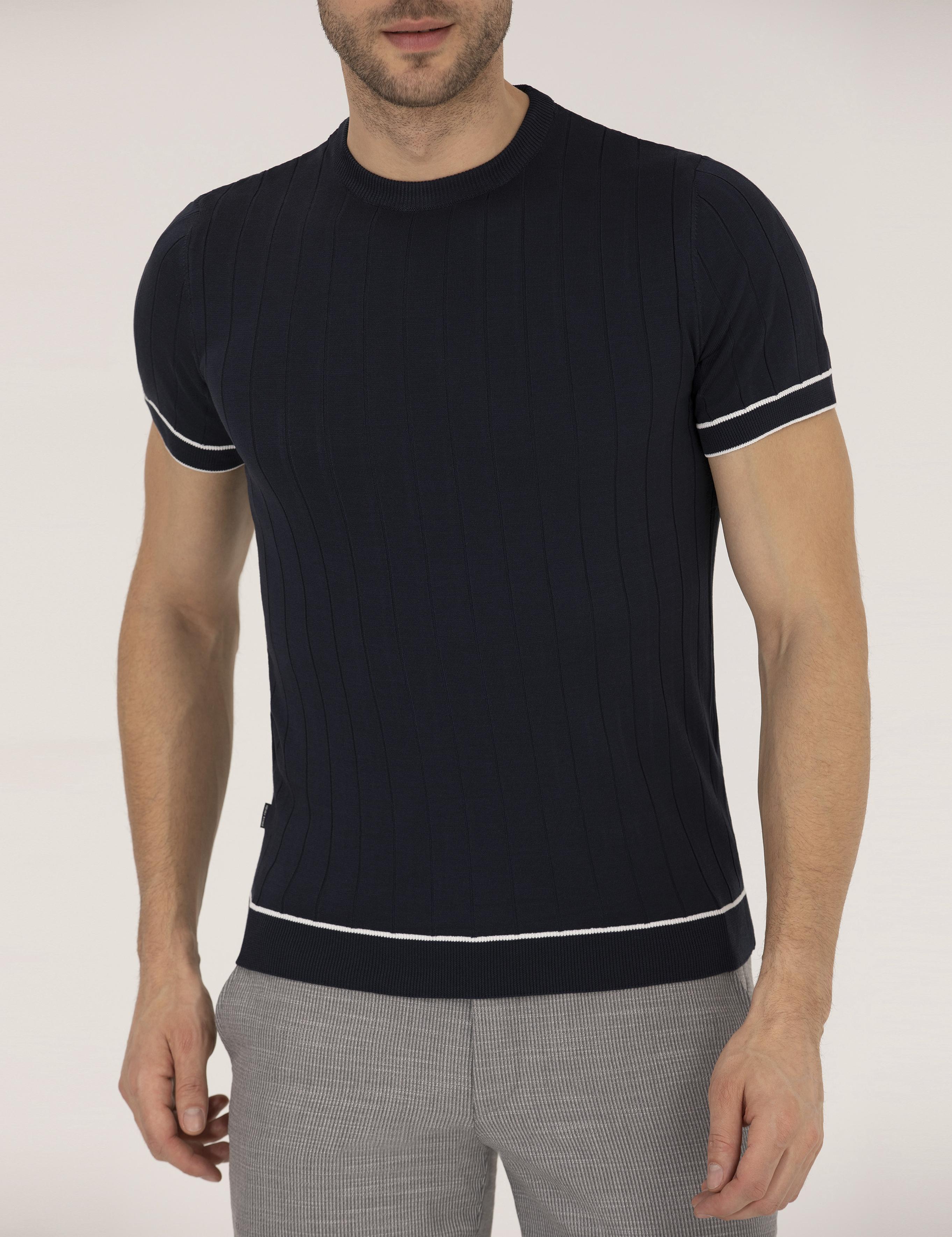 Koyu Lacivert Slim Fit Bisiklet Yaka Triko Tişört