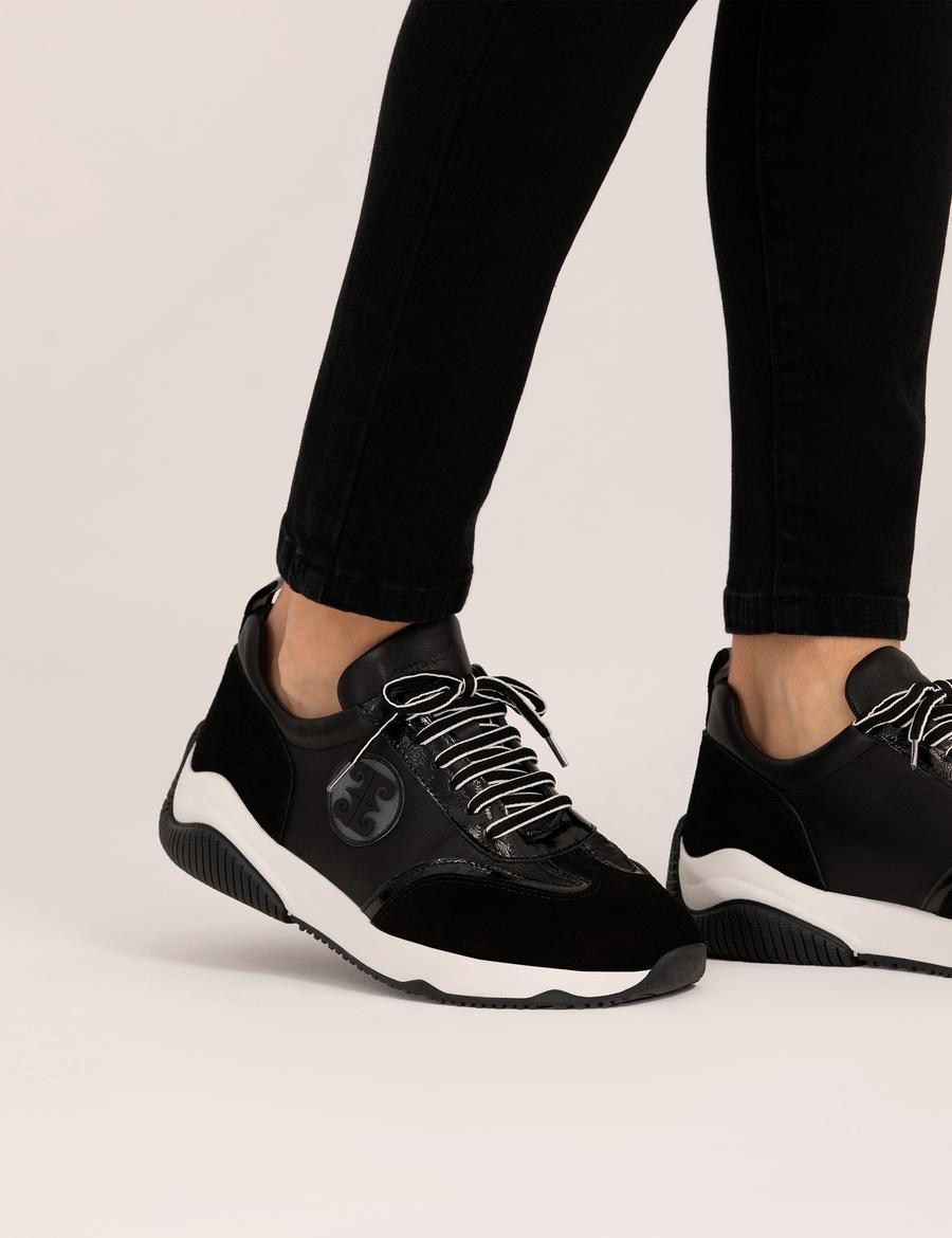 Siyah Sneaker