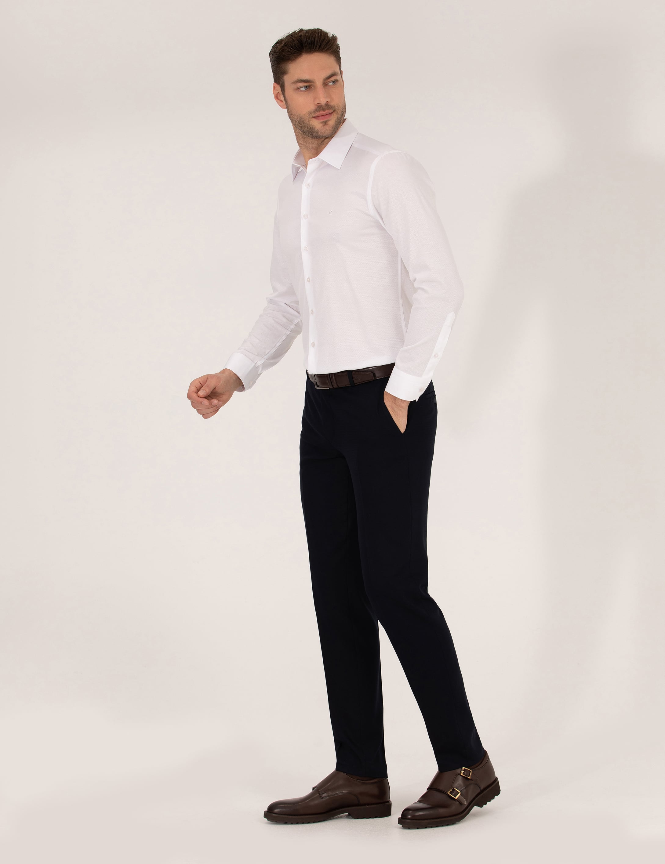 Beyaz Slim Fit Uzun Kollu Gömlek - Image 4