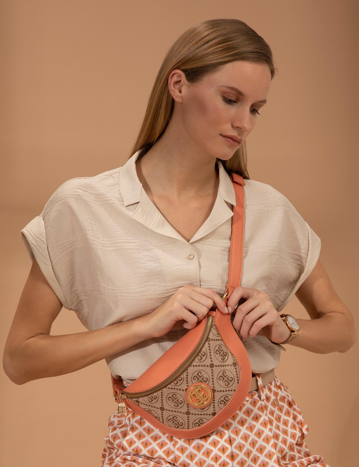 Turuncu Bel Çantası