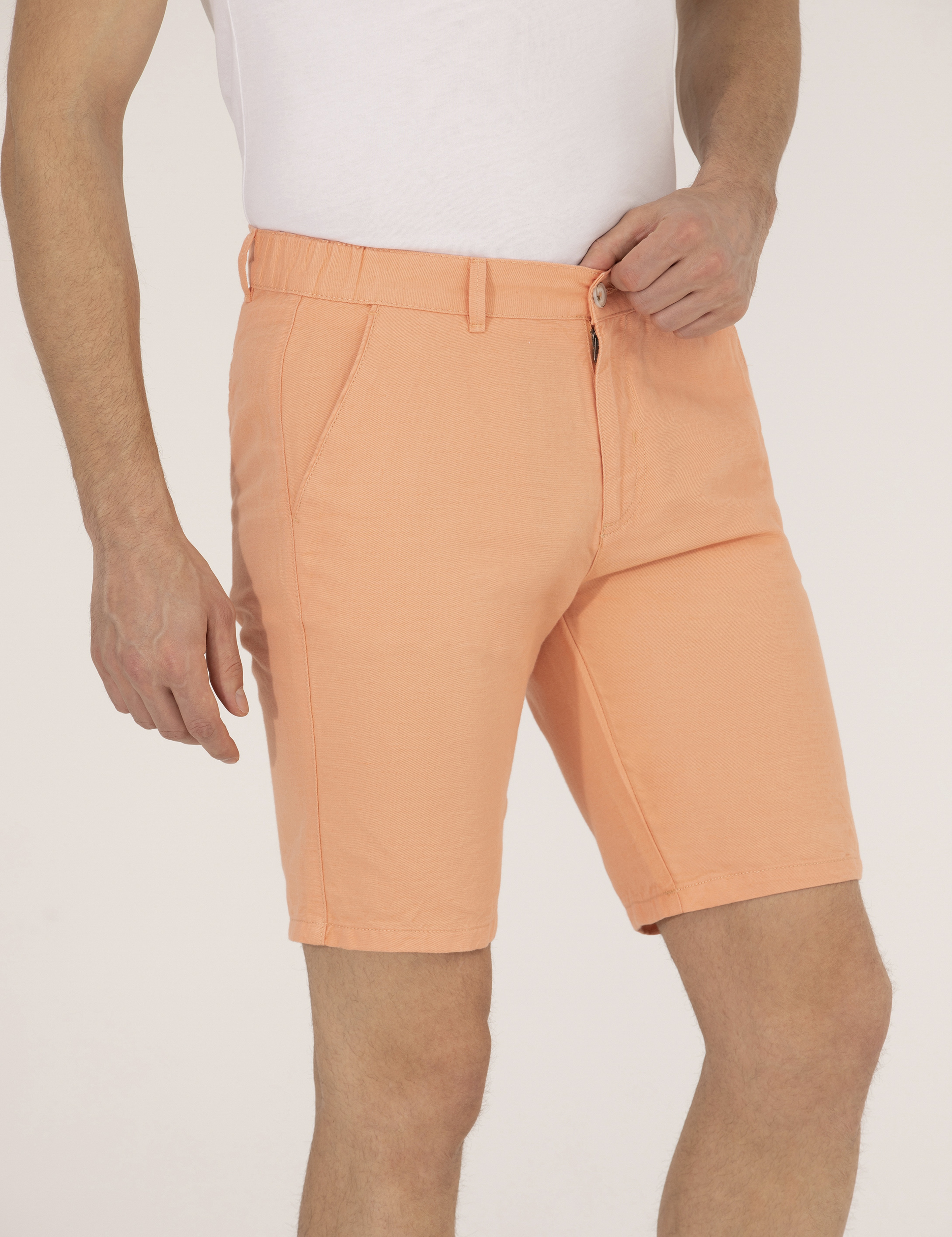 Turuncu Slim Fit Keten Karışımlı Beli Lastikli Bermuda Şort - Image 6