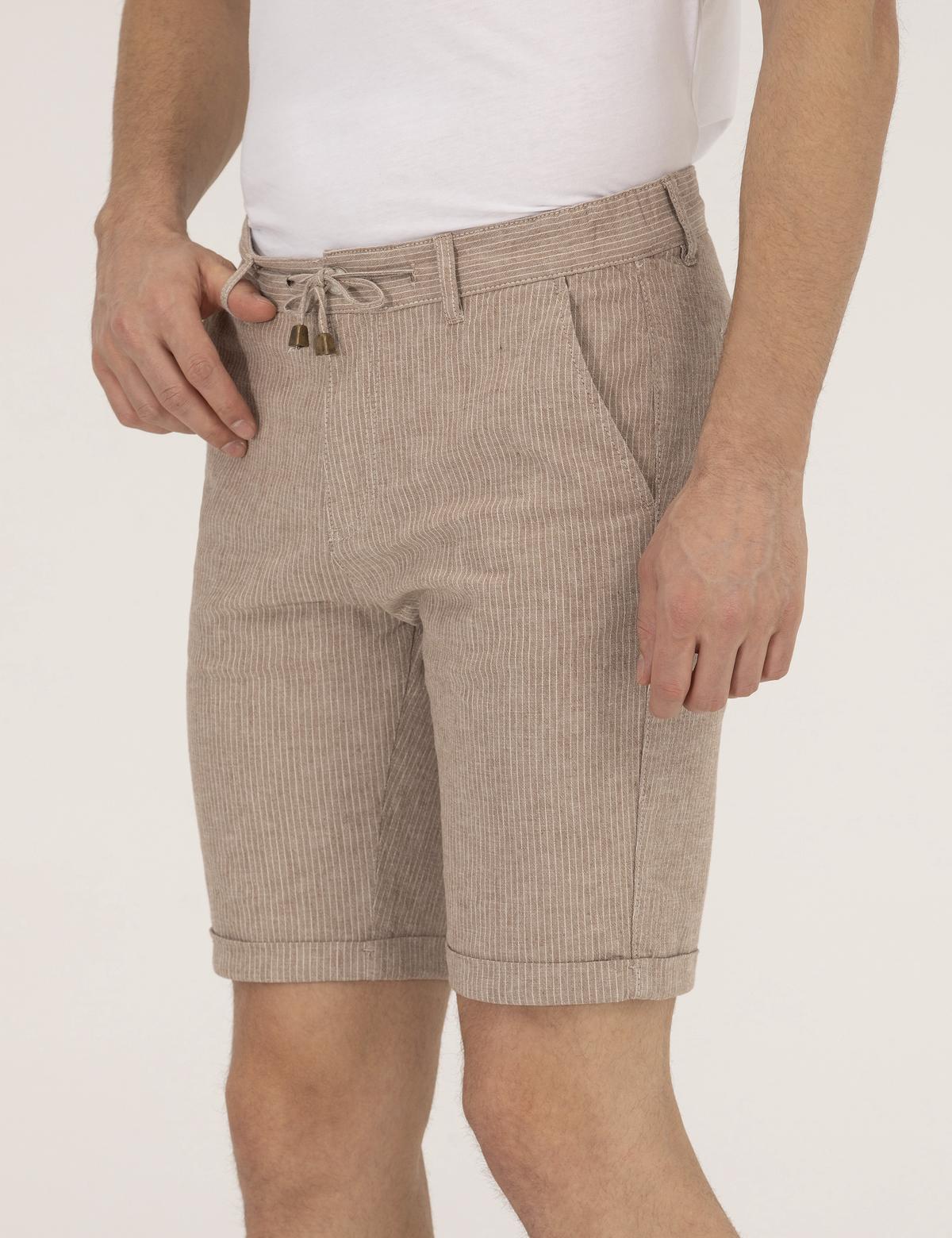 Açık Kahverengi Slim Fit Keten Karışımlı Çizgili Bağcıklı Bermuda Şort - 50264874040
