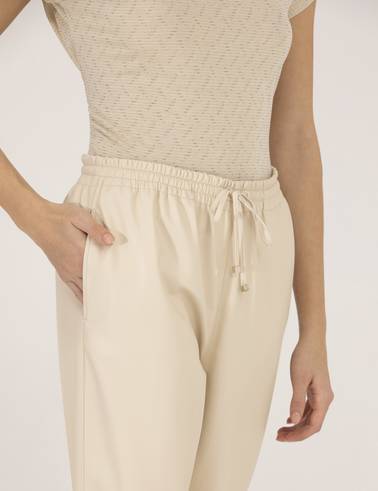 Krem Carrot Fit Pantolon