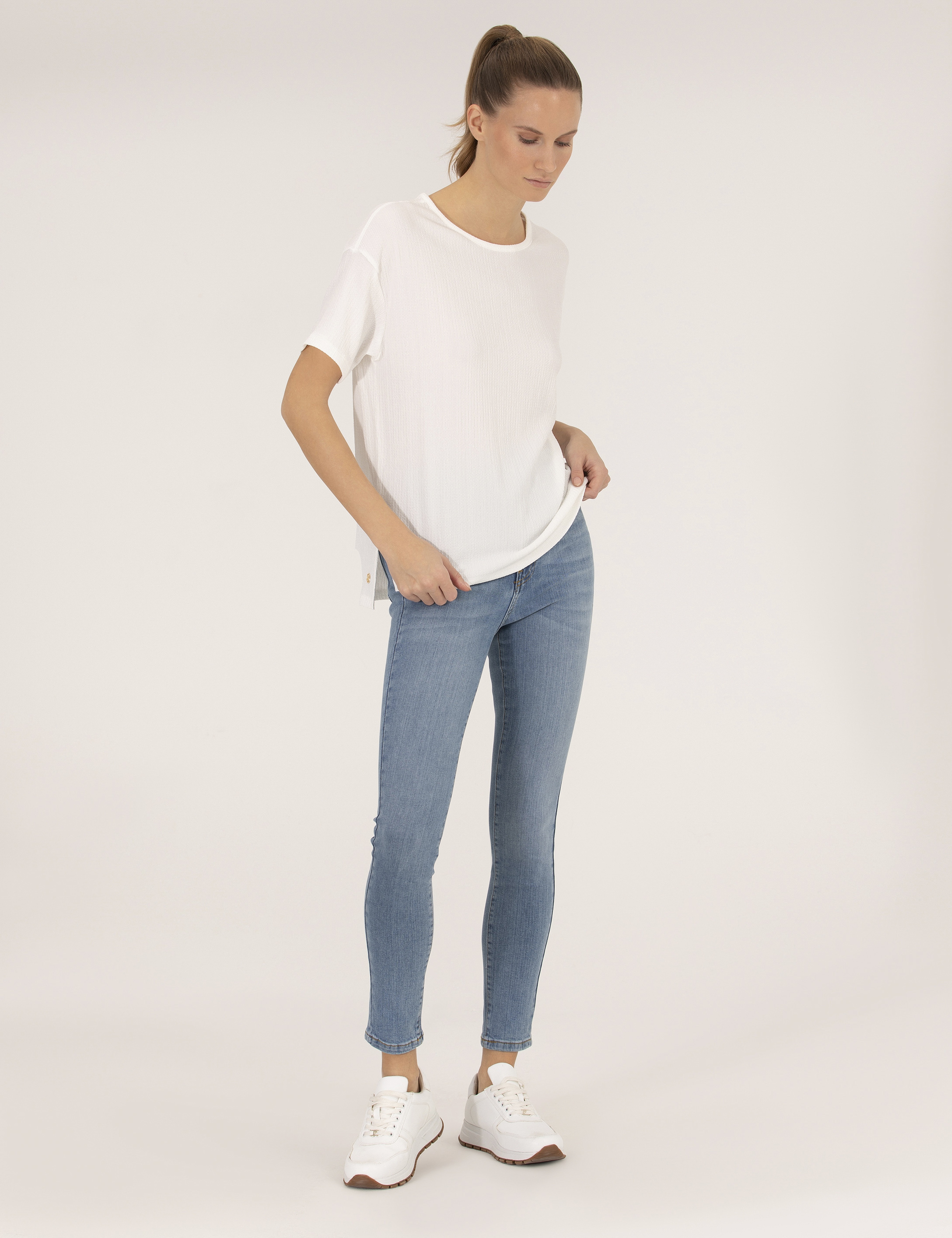 Ekru Regular Fit Tişört - Image 4