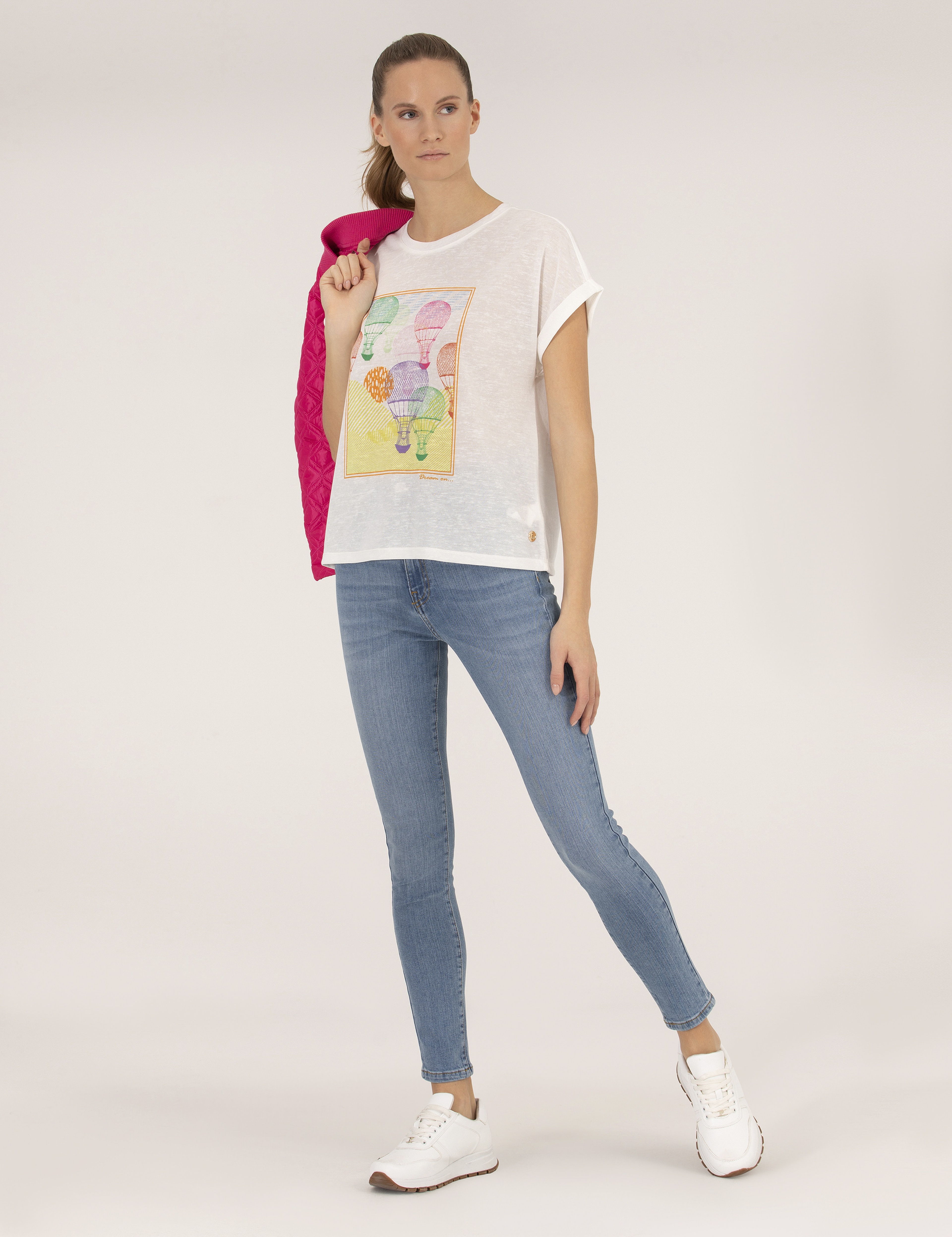 Ekru Comfort Fit Tişört - Image 4