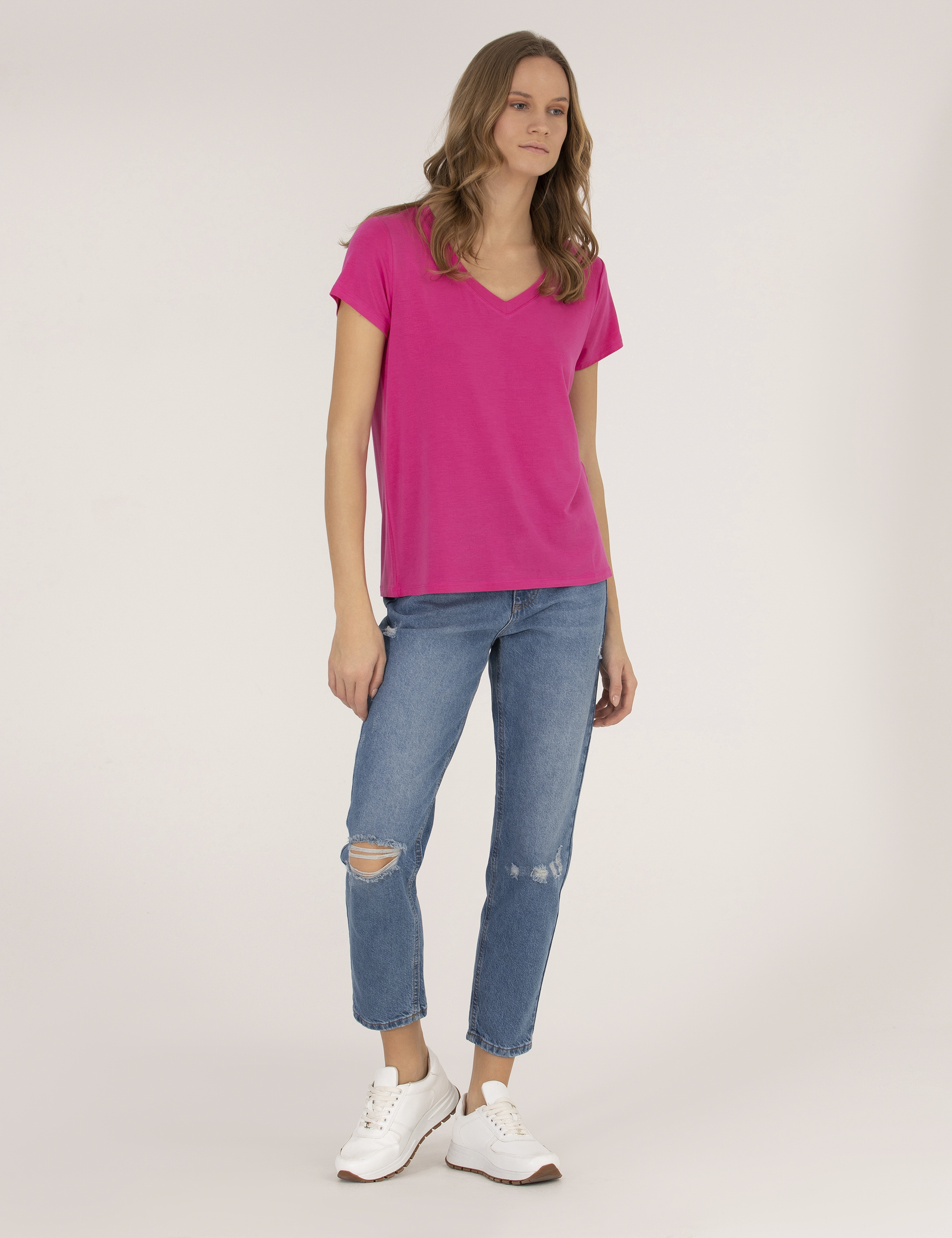 Pembe Comfort Fit Basic Tişört - Image 4
