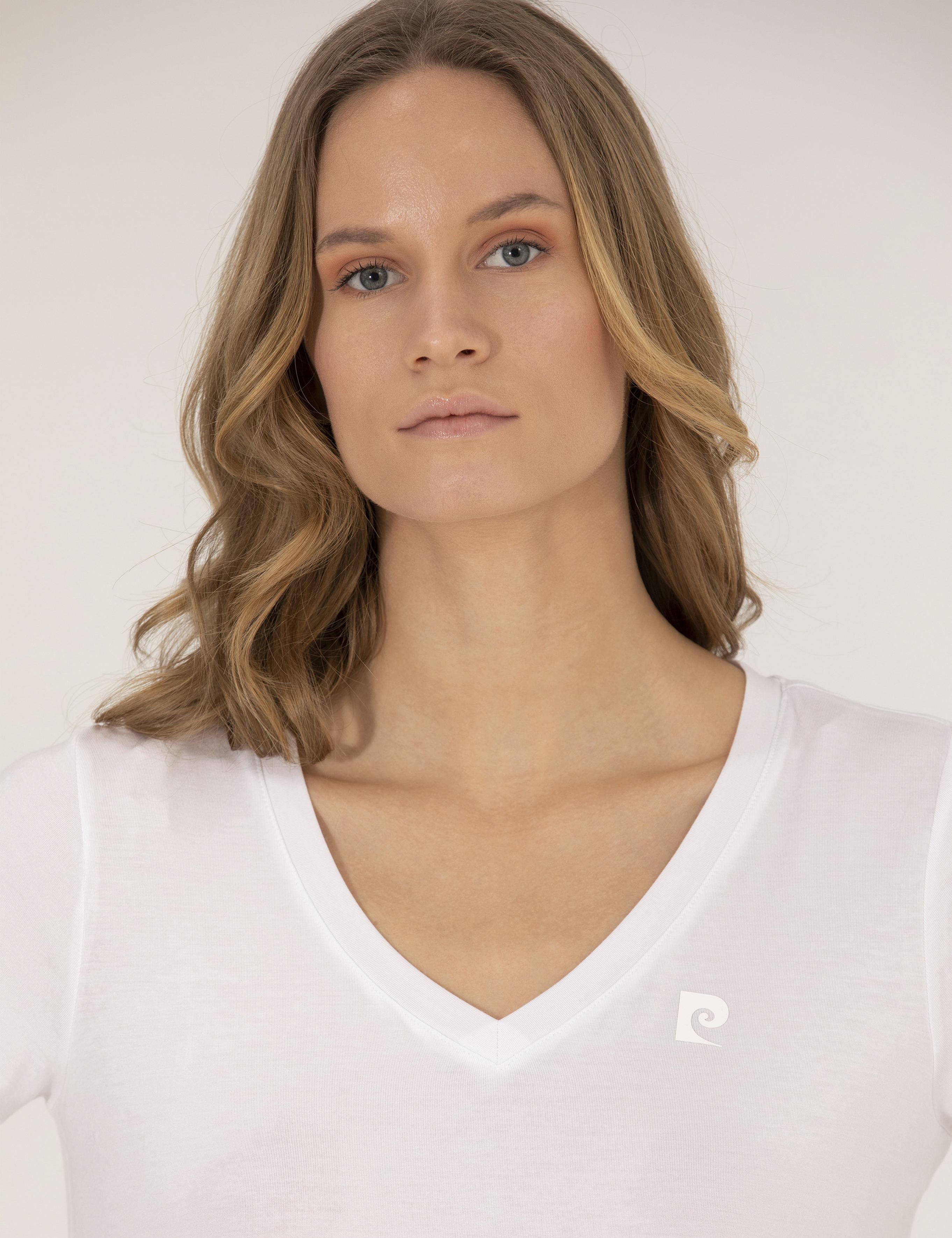 Beyaz Comfort Fit V Yaka Basic Tişört