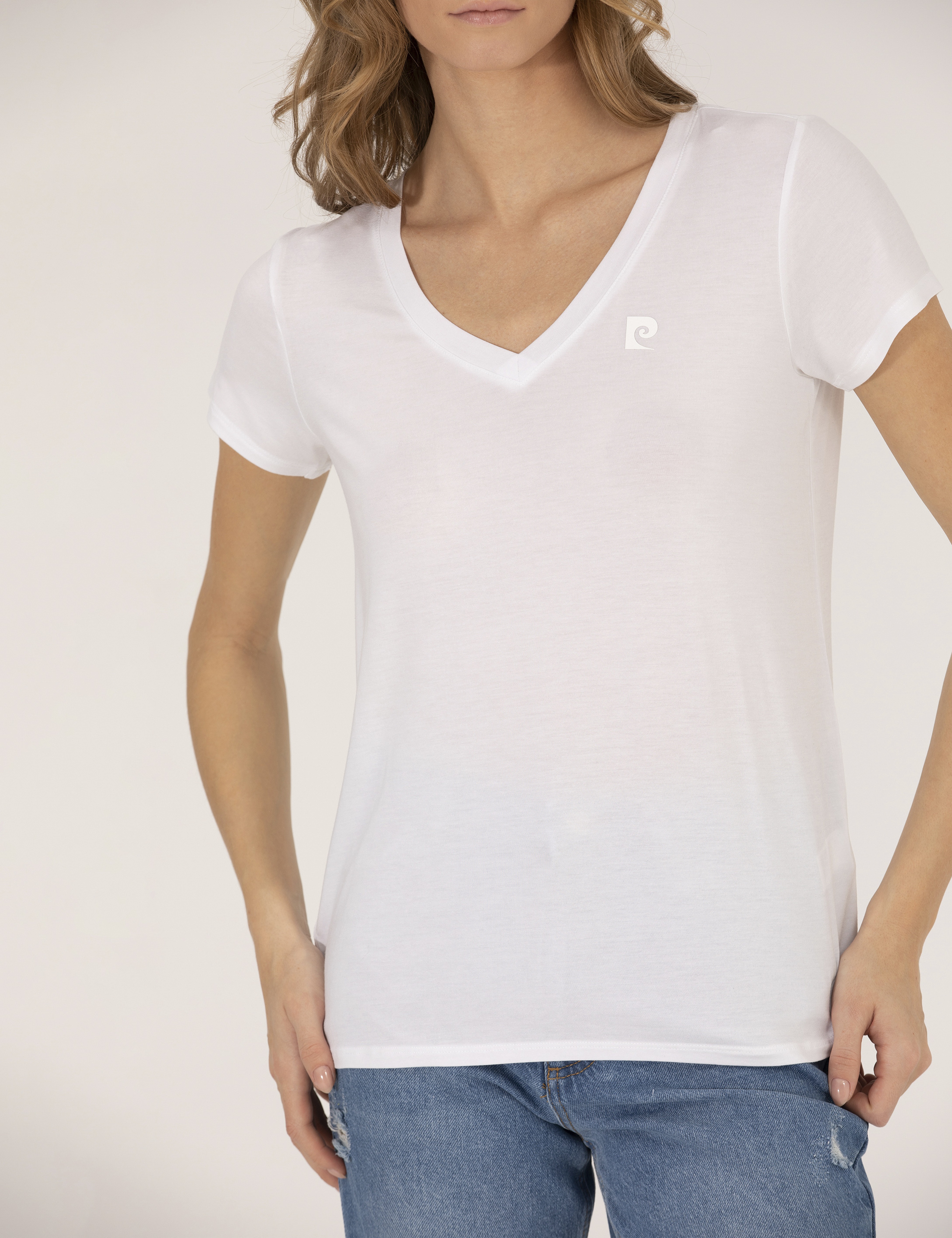 Beyaz Comfort Fit V Yaka Basic Tişört - Image 6