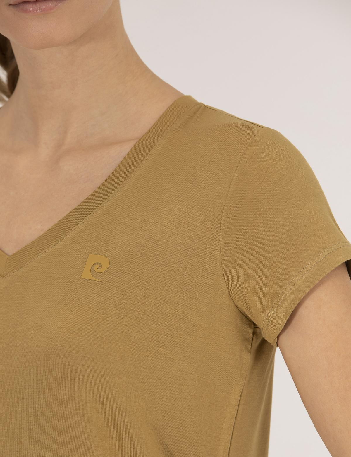 Yeşil Comfort Fit V Yaka Basic Tişört - 50272385025