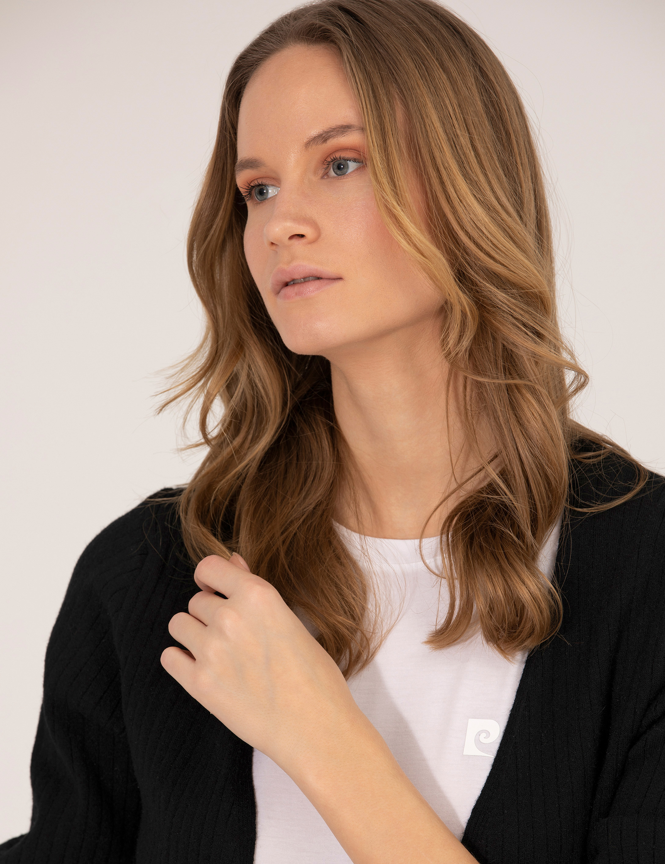 Siyah Comfort Fit Triko Hırka - Image 3