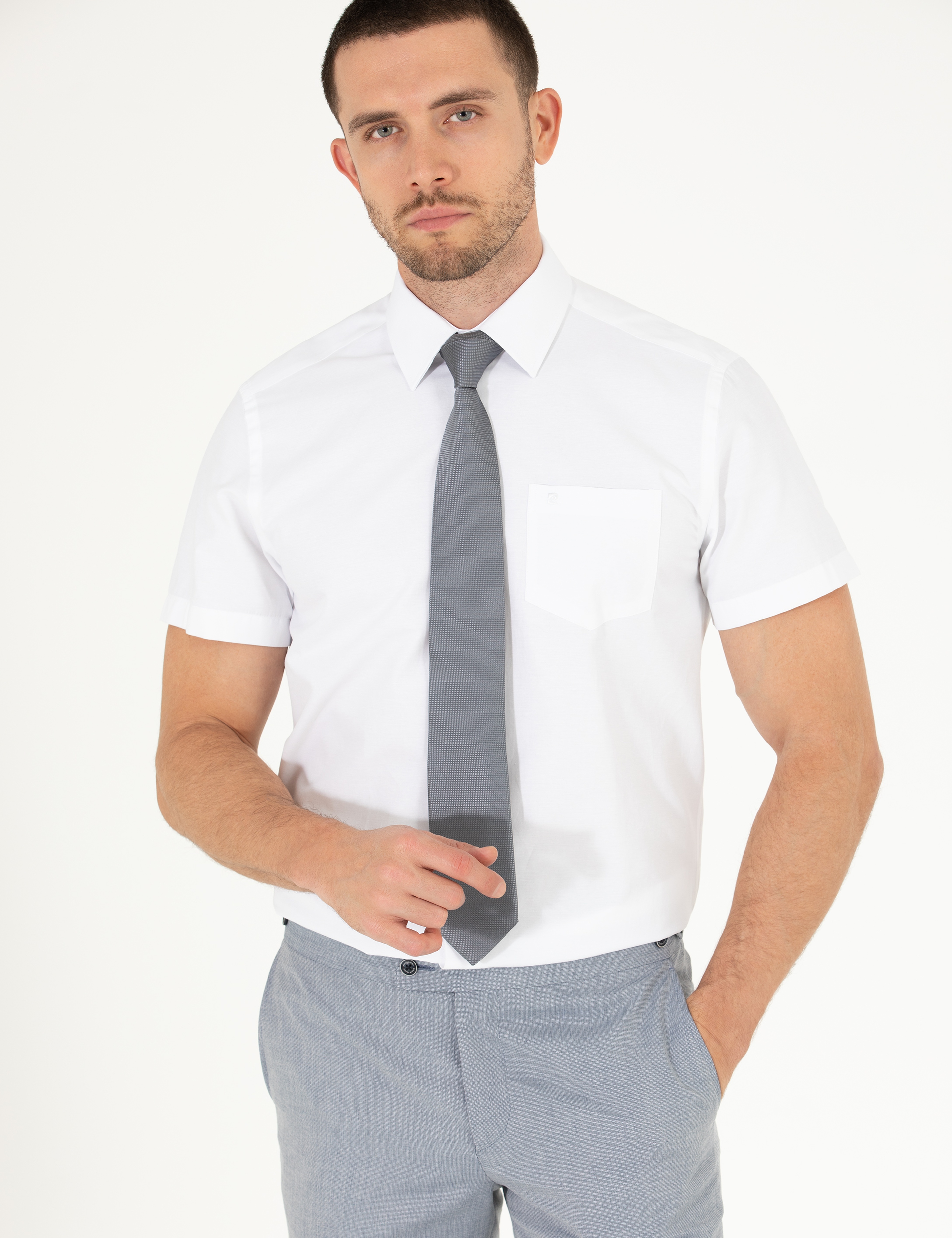 Beyaz Regular Fit Kısa Kollu Klasik Gömlek
