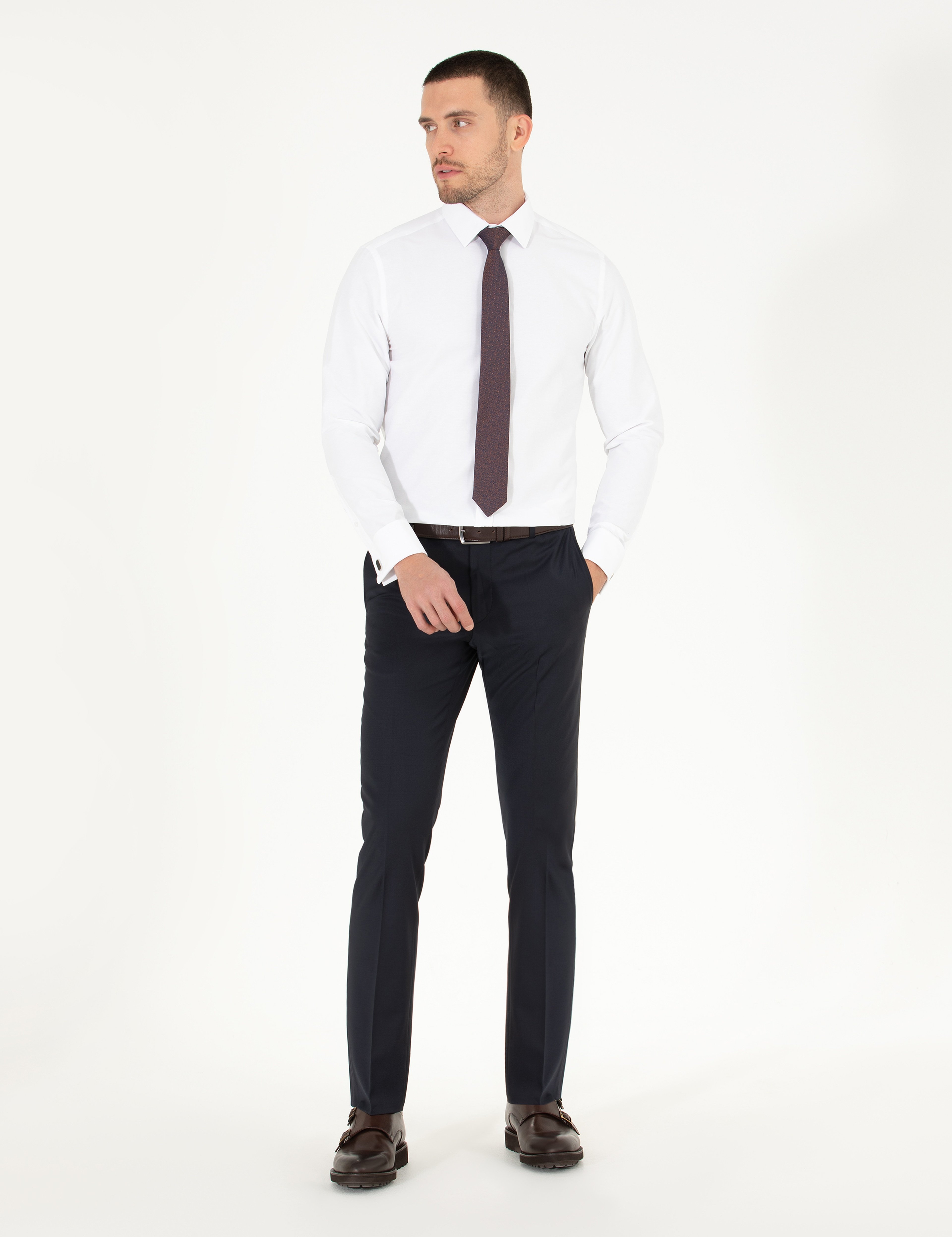 Beyaz Slim Fit Uzun Kollu Klasik Gömlek - Image 4