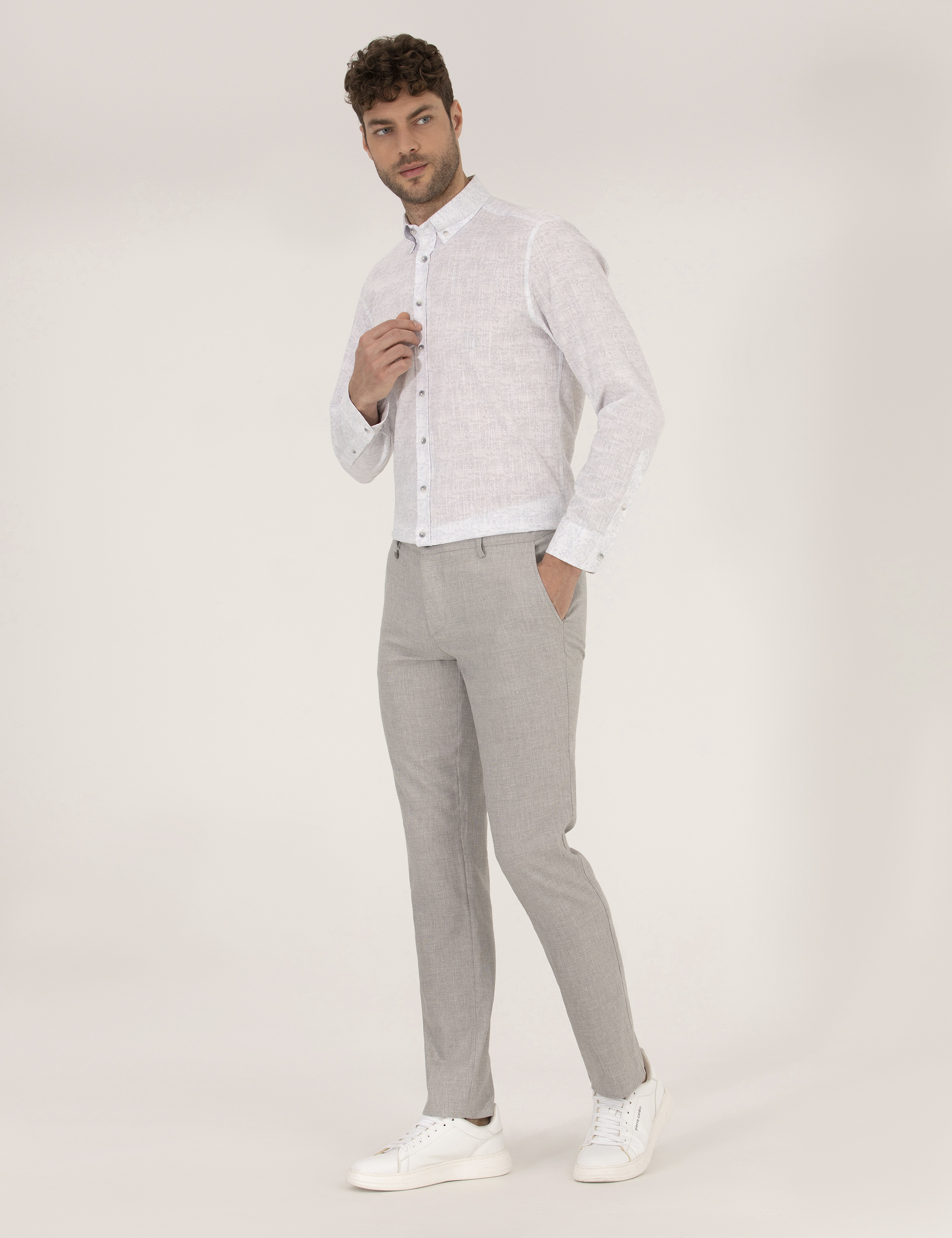 Açık Gri Slim Fit Uzun Kollu Gömlek - Image 4