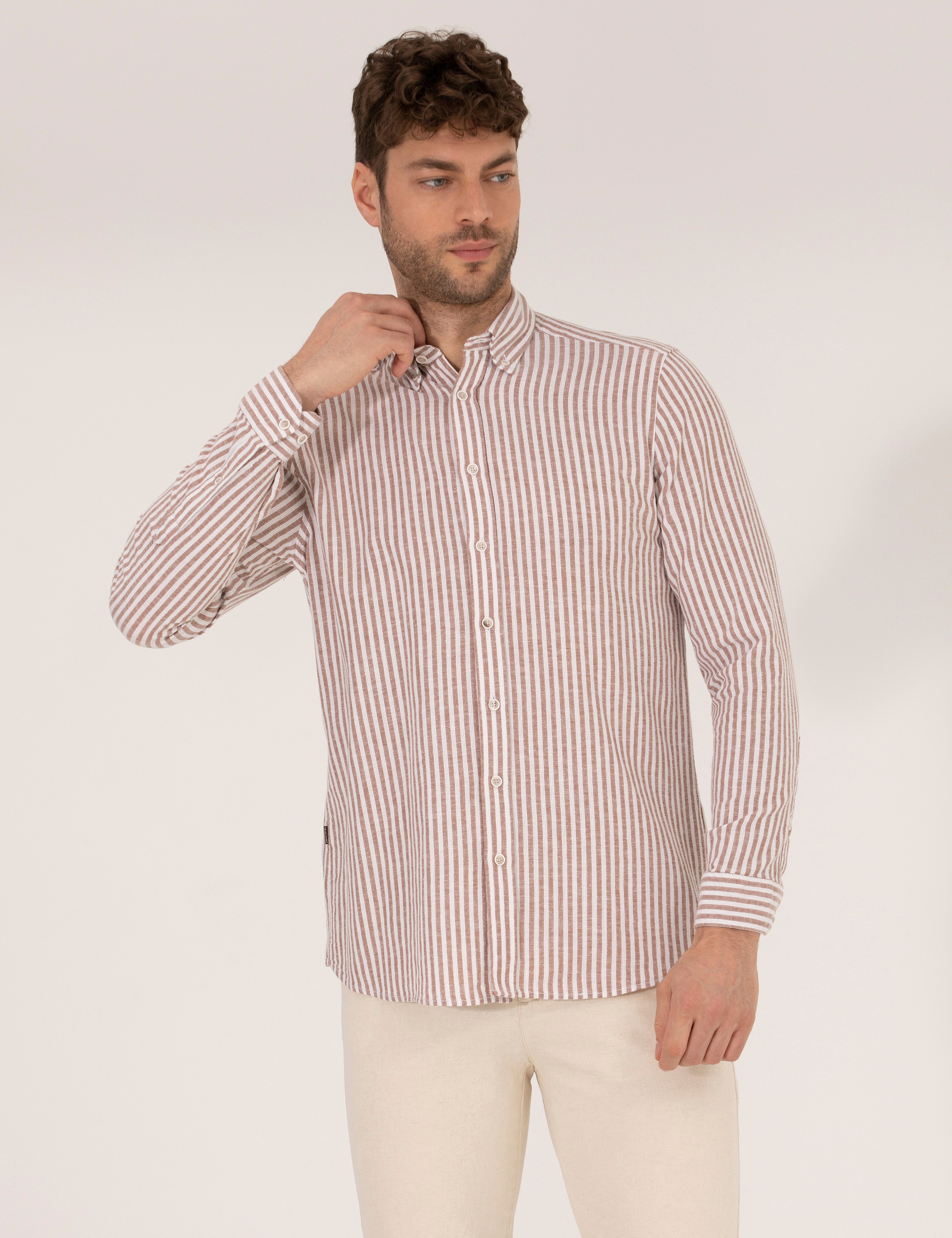 Kahverengi Regular Fit Uzun Kollu Gömlek - Image 1
